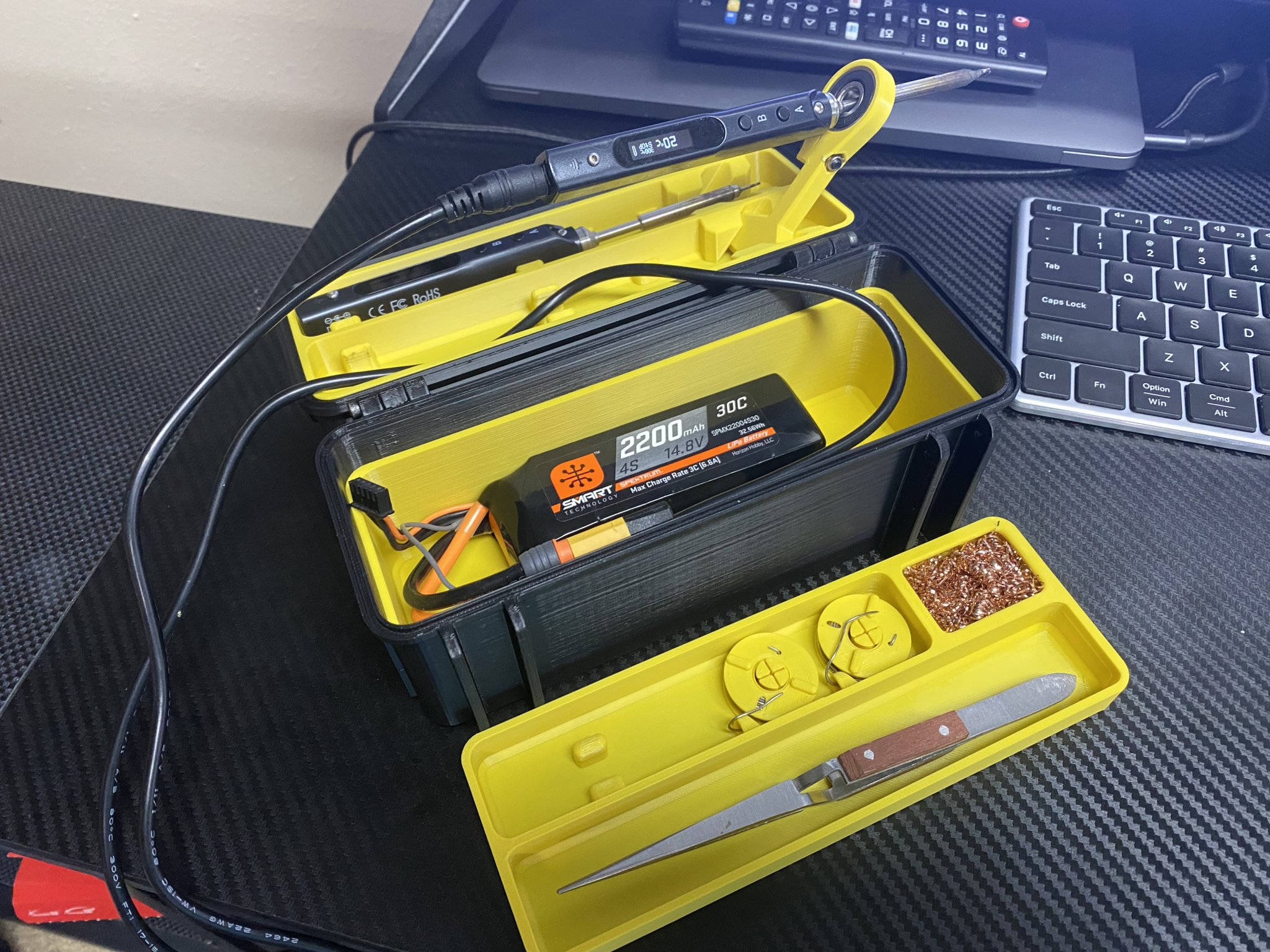 Bộ phụ kiện chứa hai TS100 và ngăn dài cho hộp đa năng Rugged V2