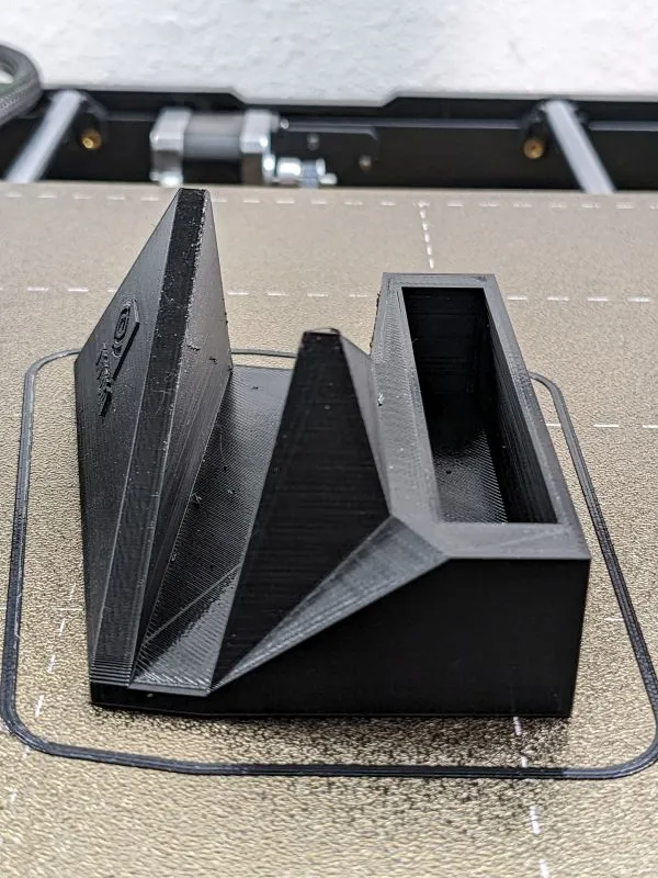 Giá đỡ TV Shield với khe HDD đứng và ngang