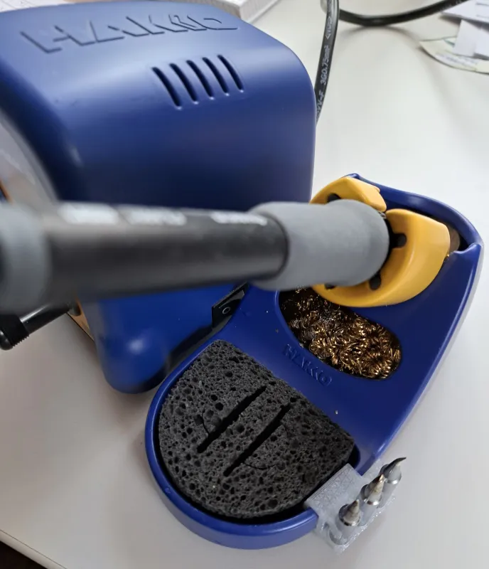 Giá đỡ mũi hàn cho trạm hàn Hakko FX-888D