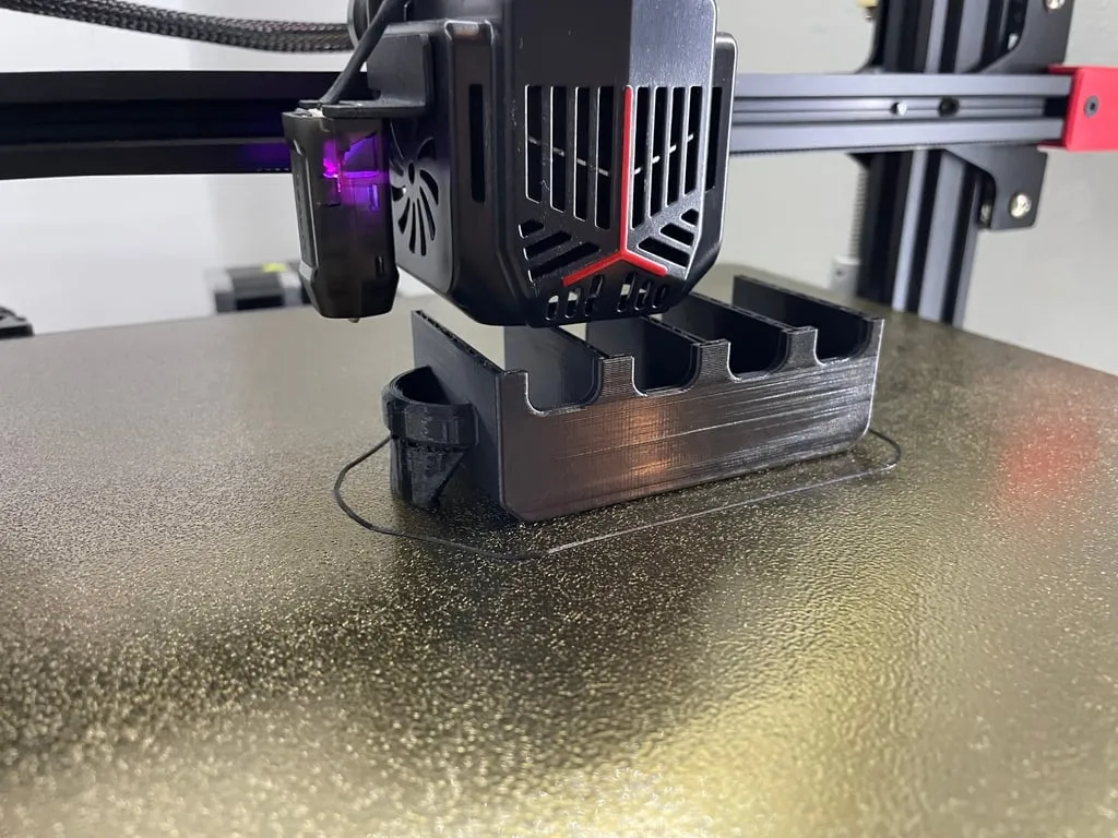 Giá đỡ pin Sony NP-FW50 với vòng treo carabiner