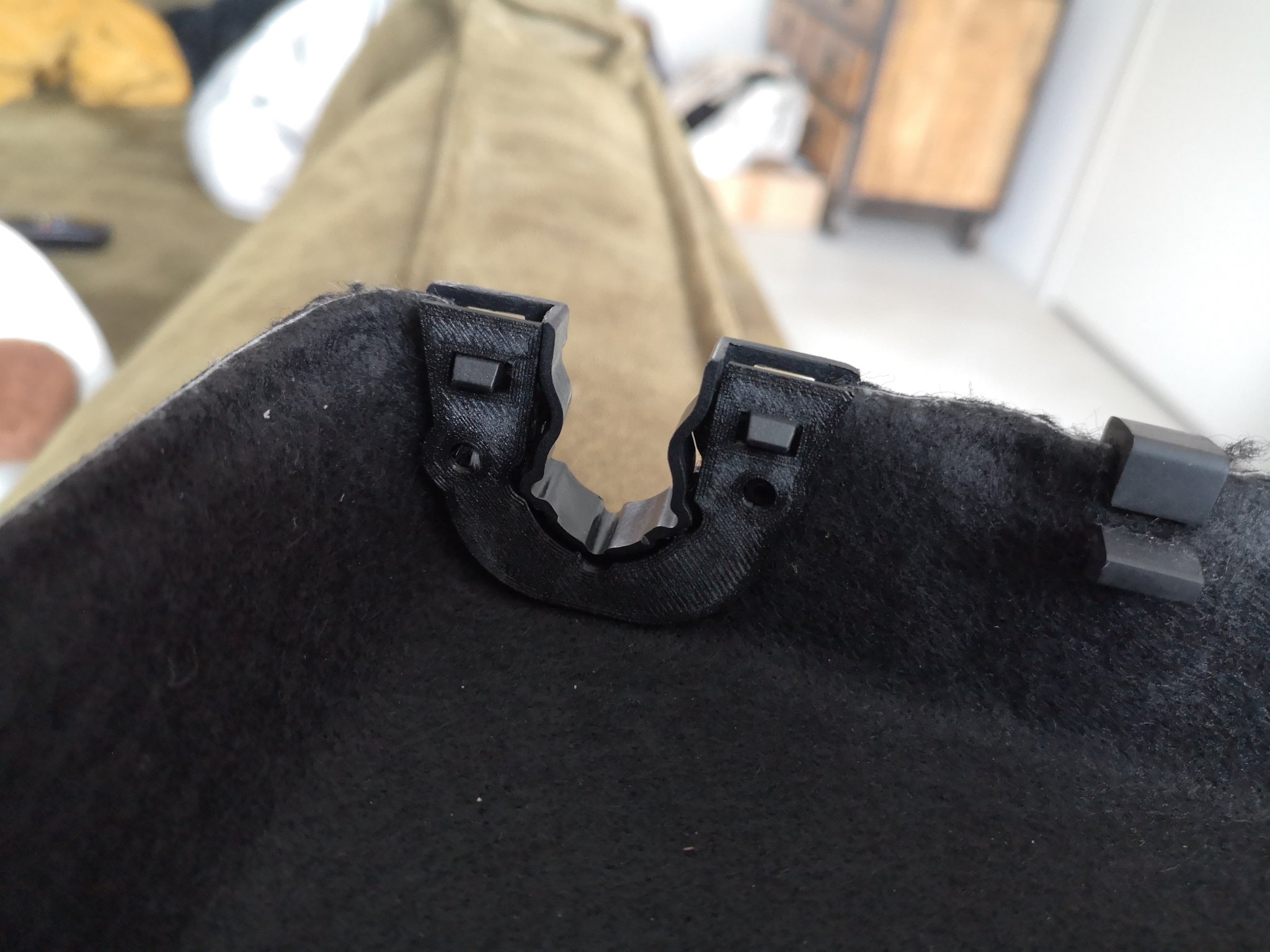 Giá đỡ kệ sau cho Opel Adam