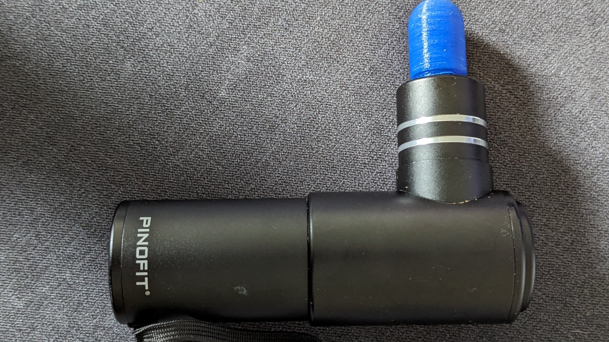 Máy massage Pinofit với phụ kiện cao su