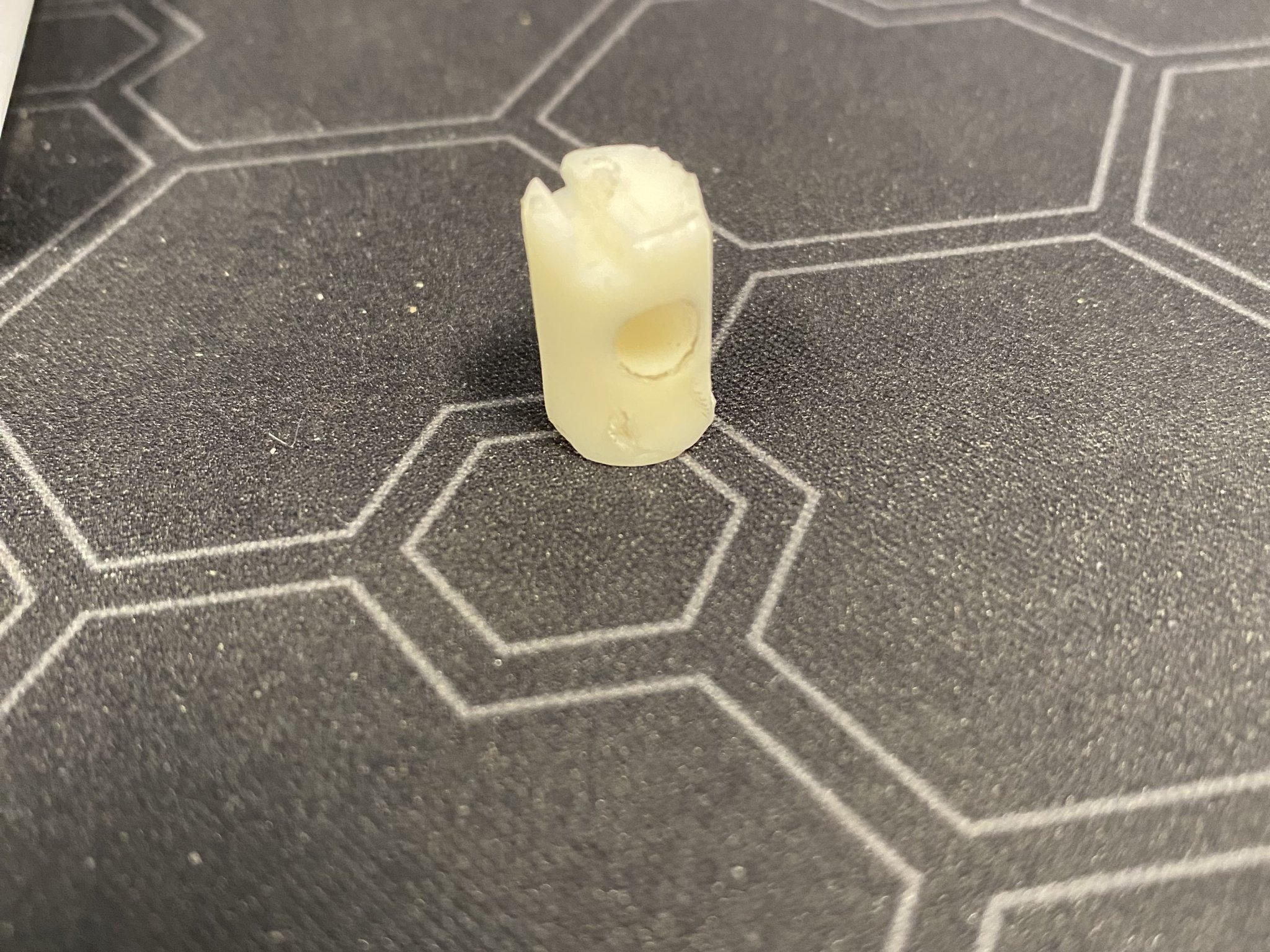 Mảnh chèn pin cho dây chuyền băng tải Carryline