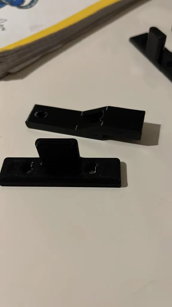 Khóa chốt cuối giường tầng Weinsberg chống rơi