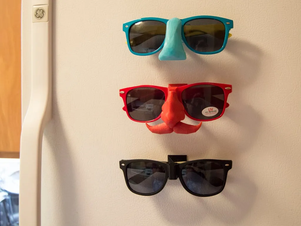 Giá đỡ kính mắt từ tính Pick & Stick cho tủ lạnh