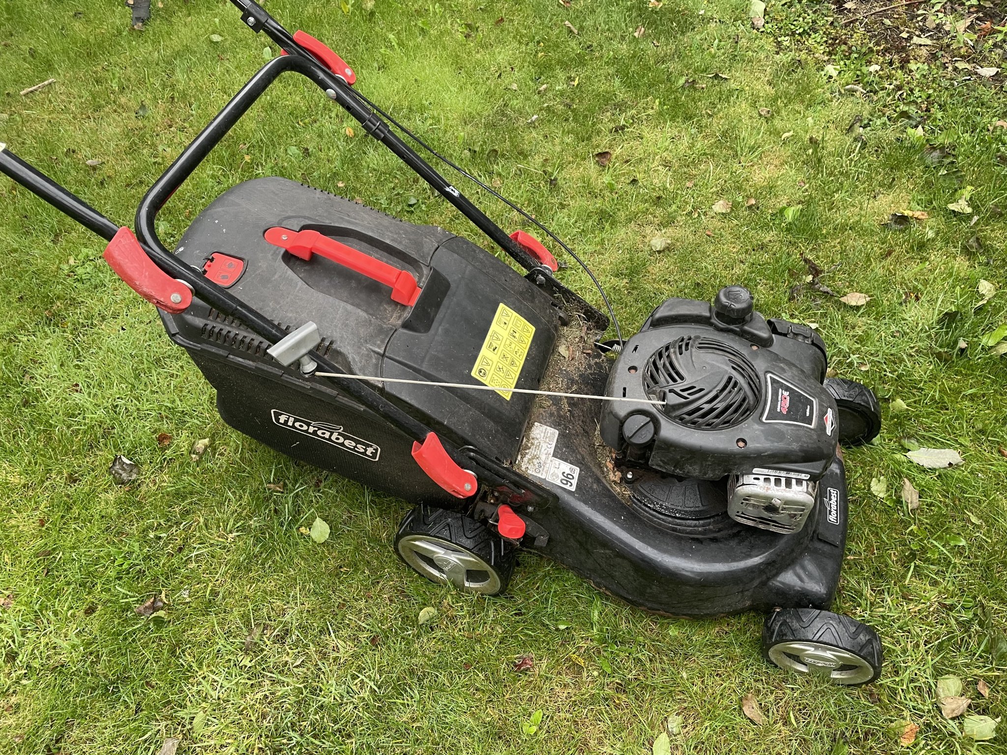 Tay cầm thay thế cho máy cắt cỏ Florabest từ Lidl