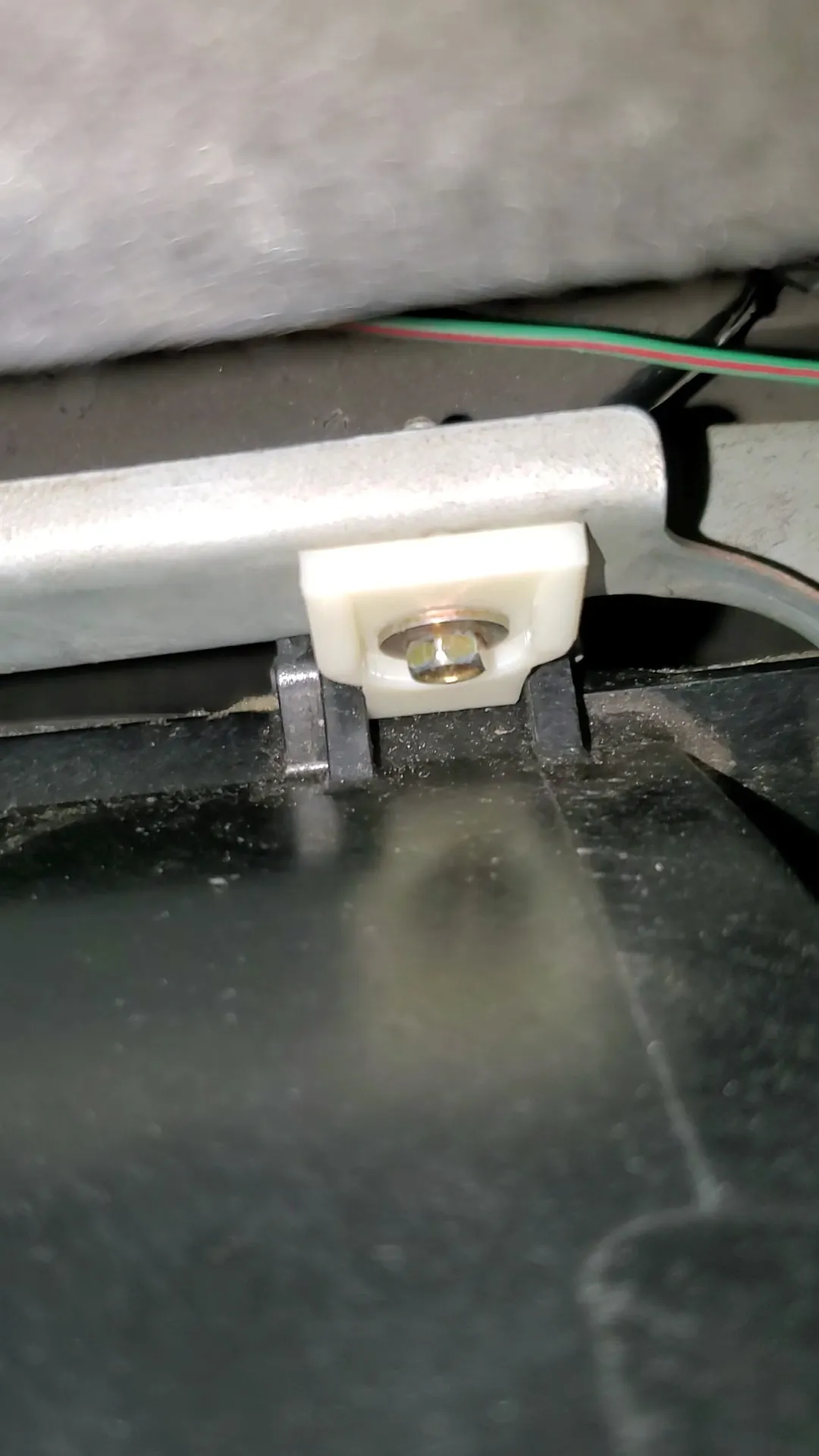 Bản thay thế bản lề hộp đựng đồ cho Mitsubishi 3000GT