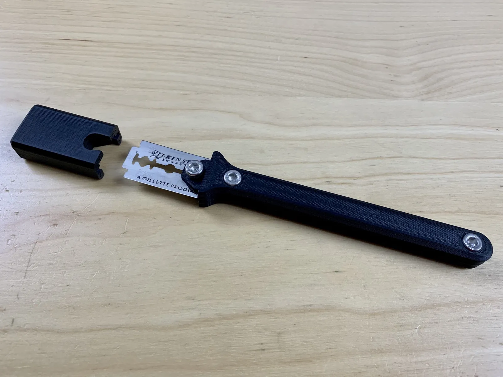 Công cụ giữ lưỡi dao cắt bột Blade lame v2