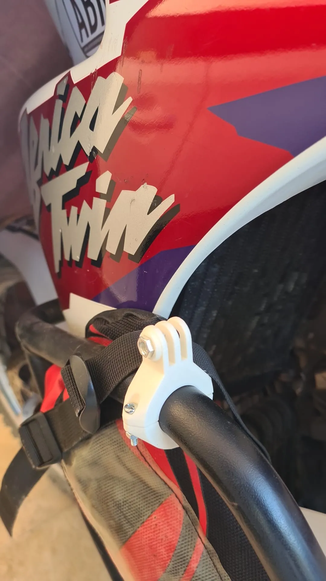 Giá đỡ GoPro với đường kính trong 23mm