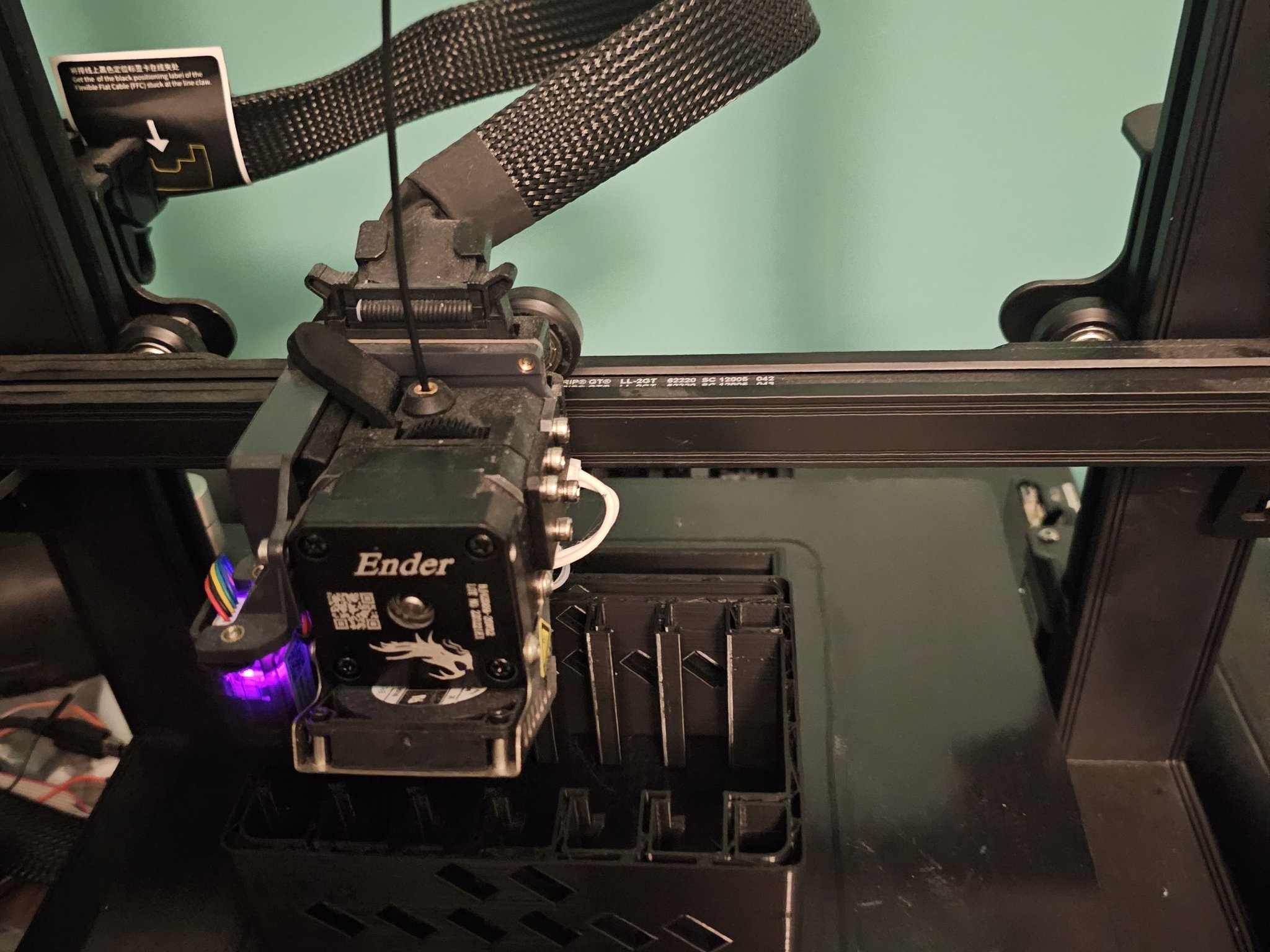 Giá đỡ ổ cứng 2.5 inch kiểu Define 7