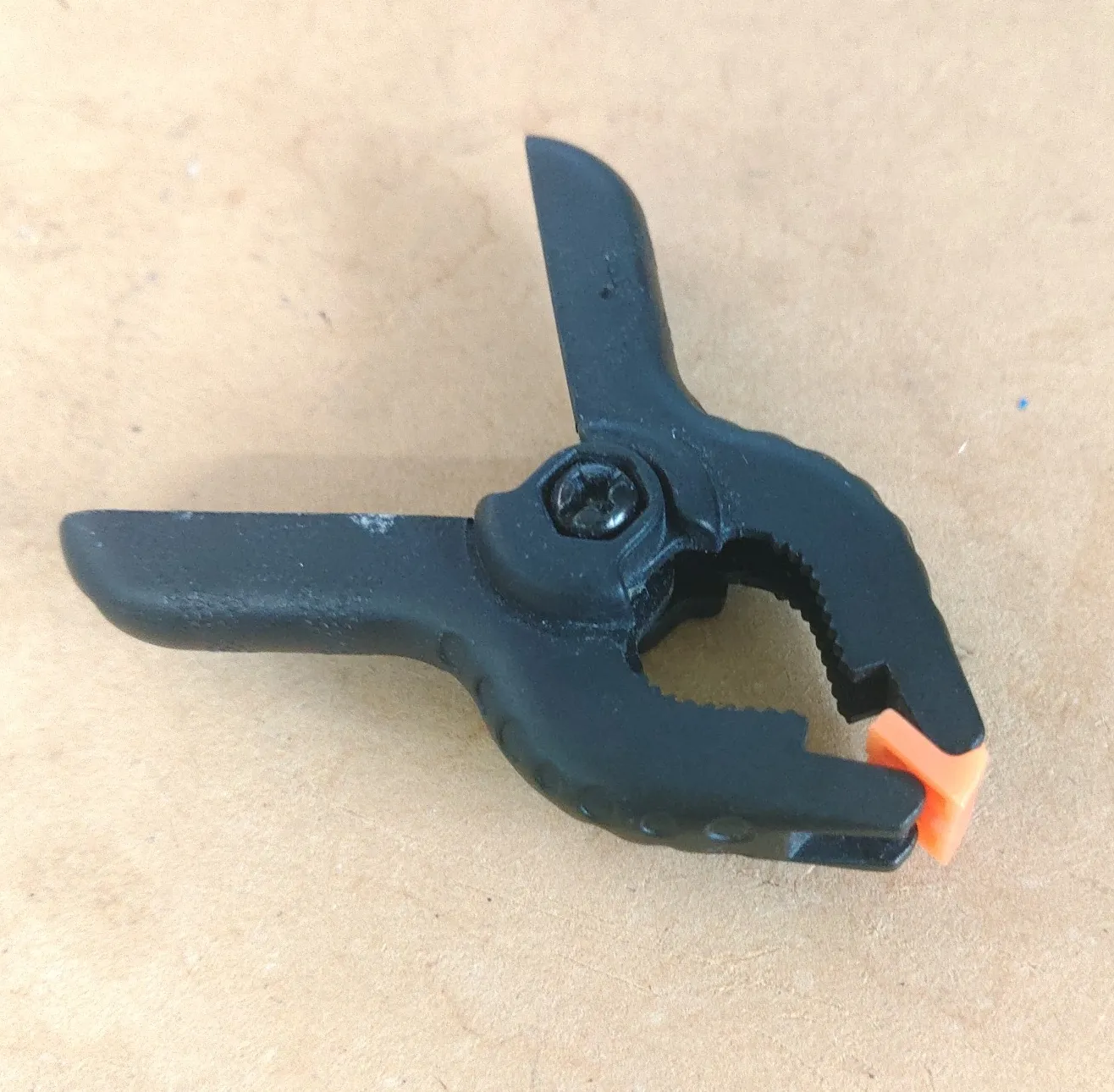 Phụ tùng thay thế cho đầu kẹp của kẹp lò xo