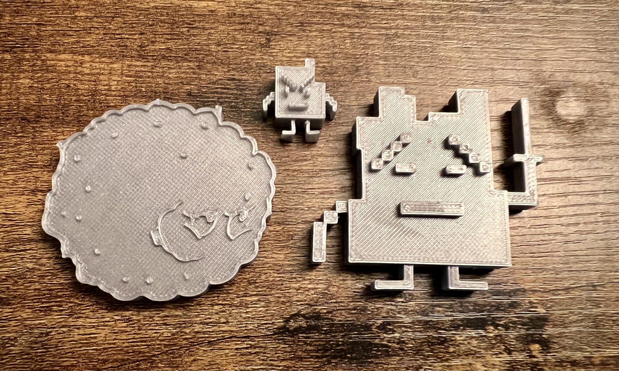 Nam châm Meatwad 8x3mm từ series hoạt hình Aqua Teen Hunger Force