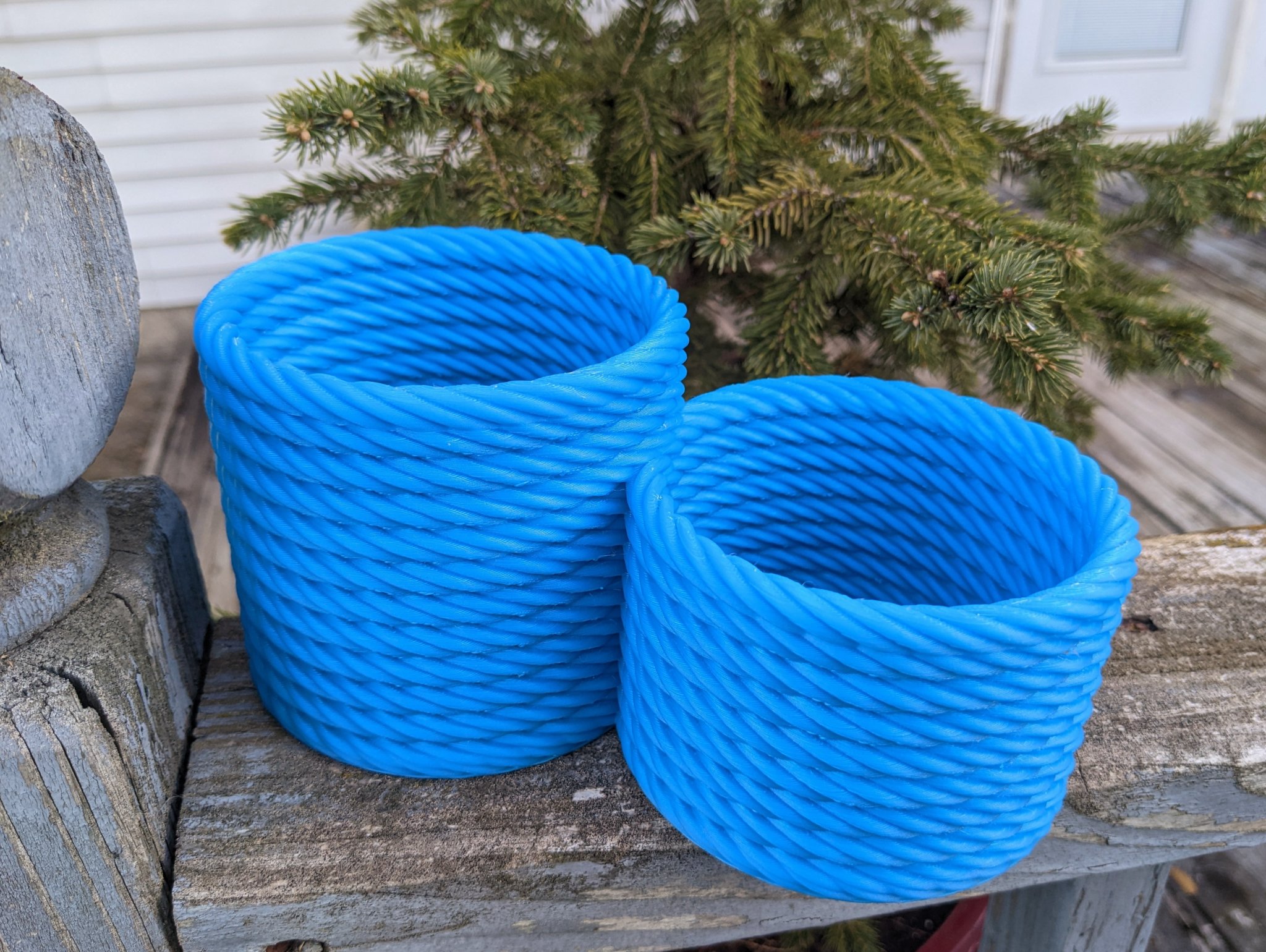 Giá đỡ điều khiển từ xa hình sợi dây thừng