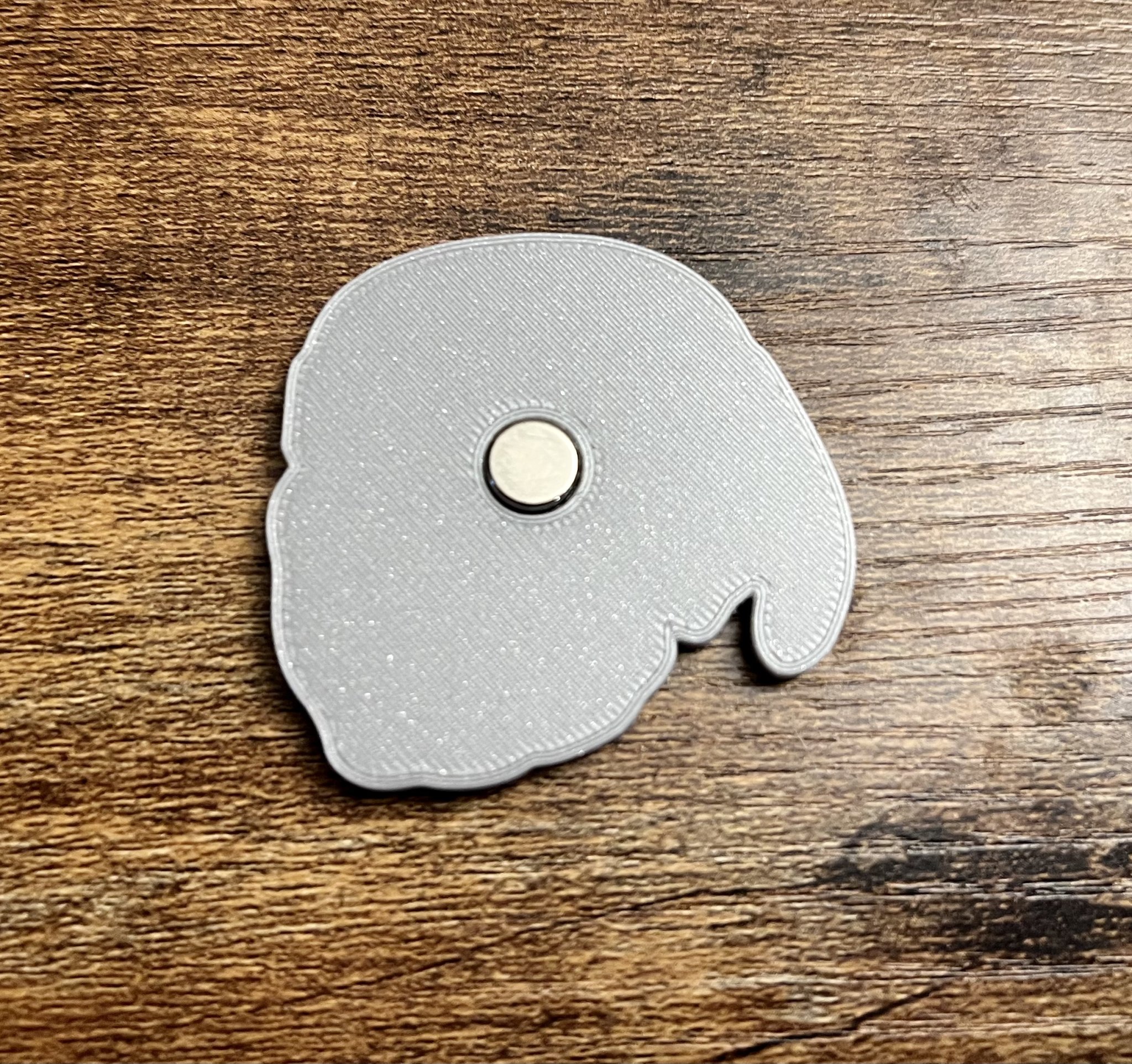 Nam châm Carl 8x3mm phong cách hoạt hình