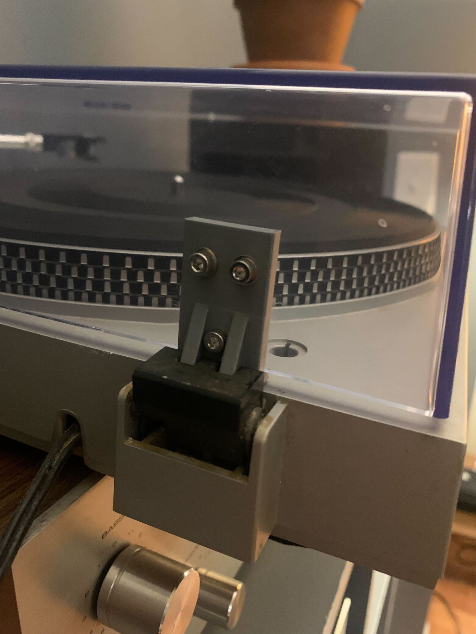 Thay thế bản lề cho nắp bụi Technics SL-220