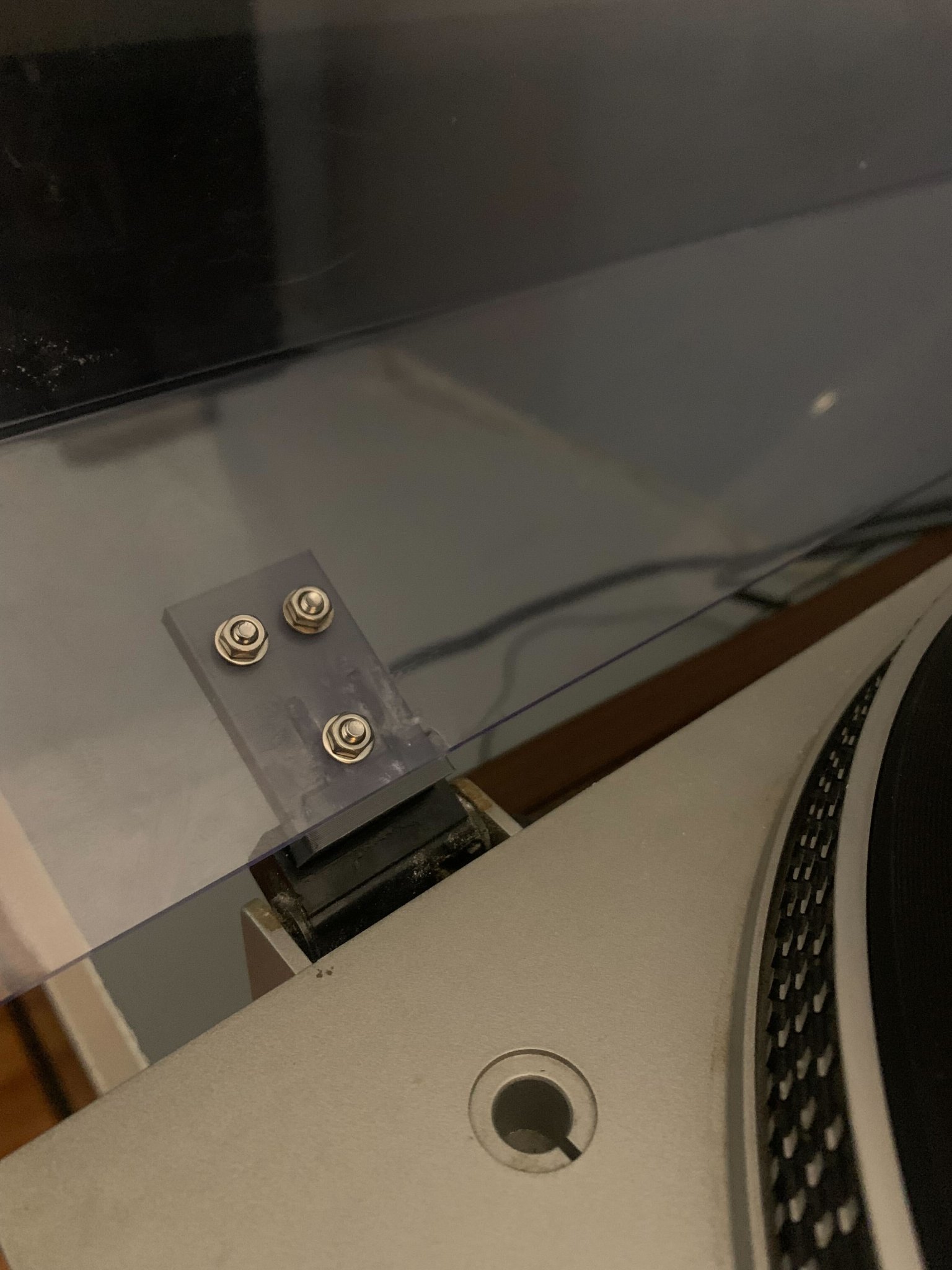 Thay thế bản lề cho nắp bụi Technics SL-220