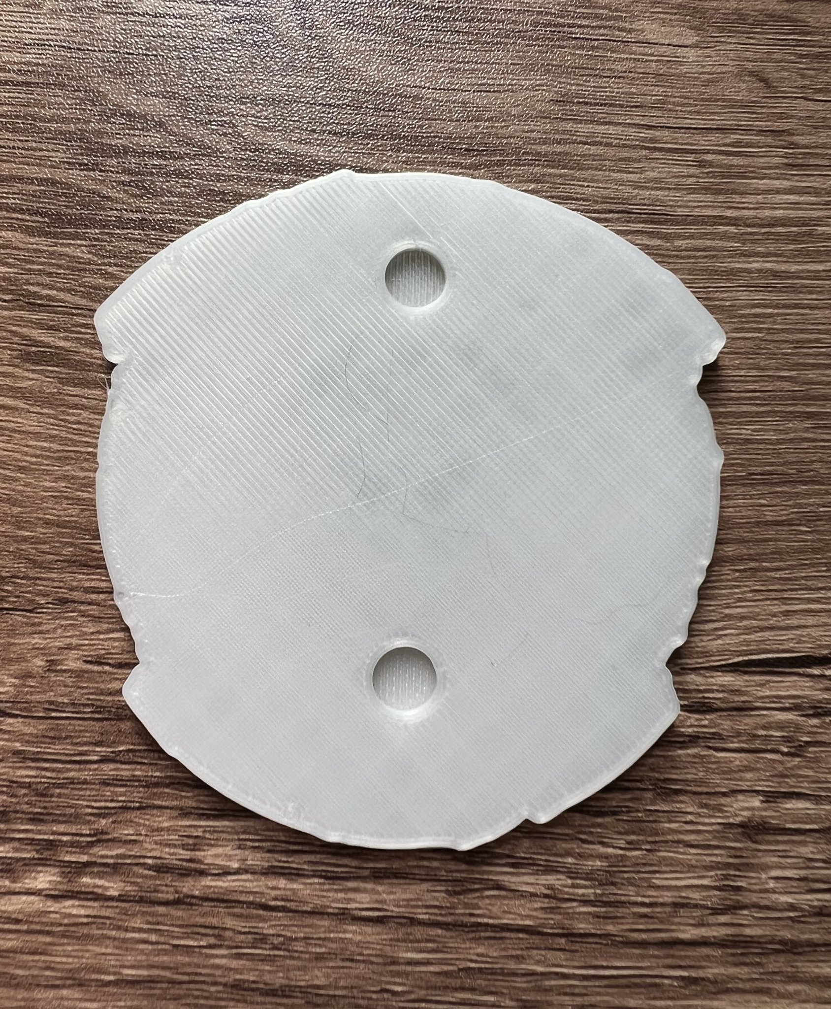 Nam chính trong phim ma "The Lost Boys" với nam châm 8x3mm