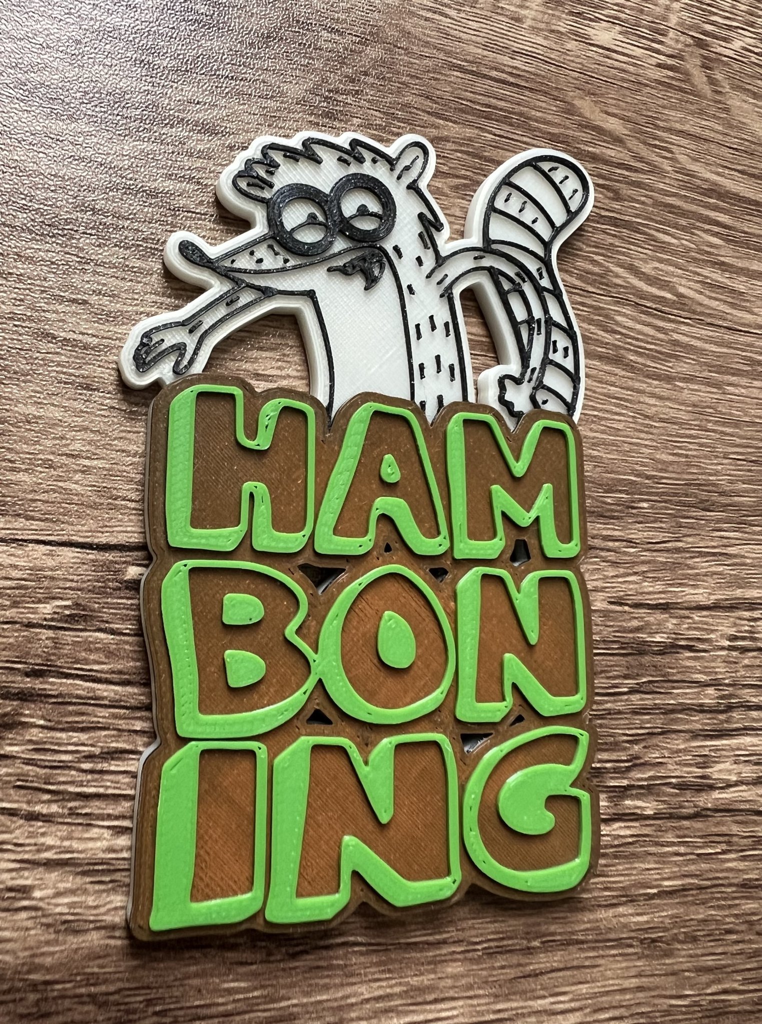 Nam châm Rigby trong Regular Show (8x3mm) CẬP NHẬT