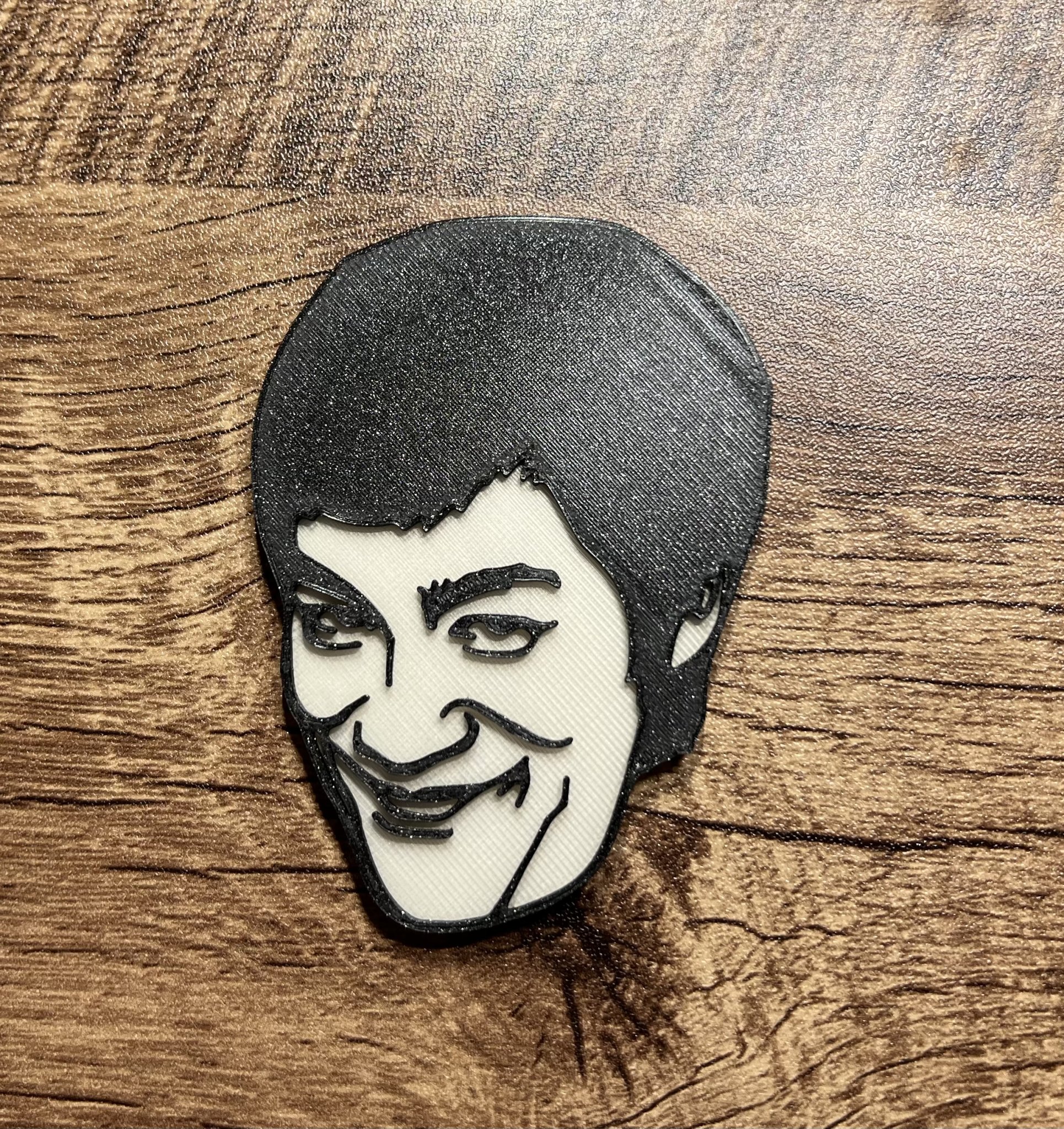 Nam diễn viên Bruce Lee với nam châm 8x3mm