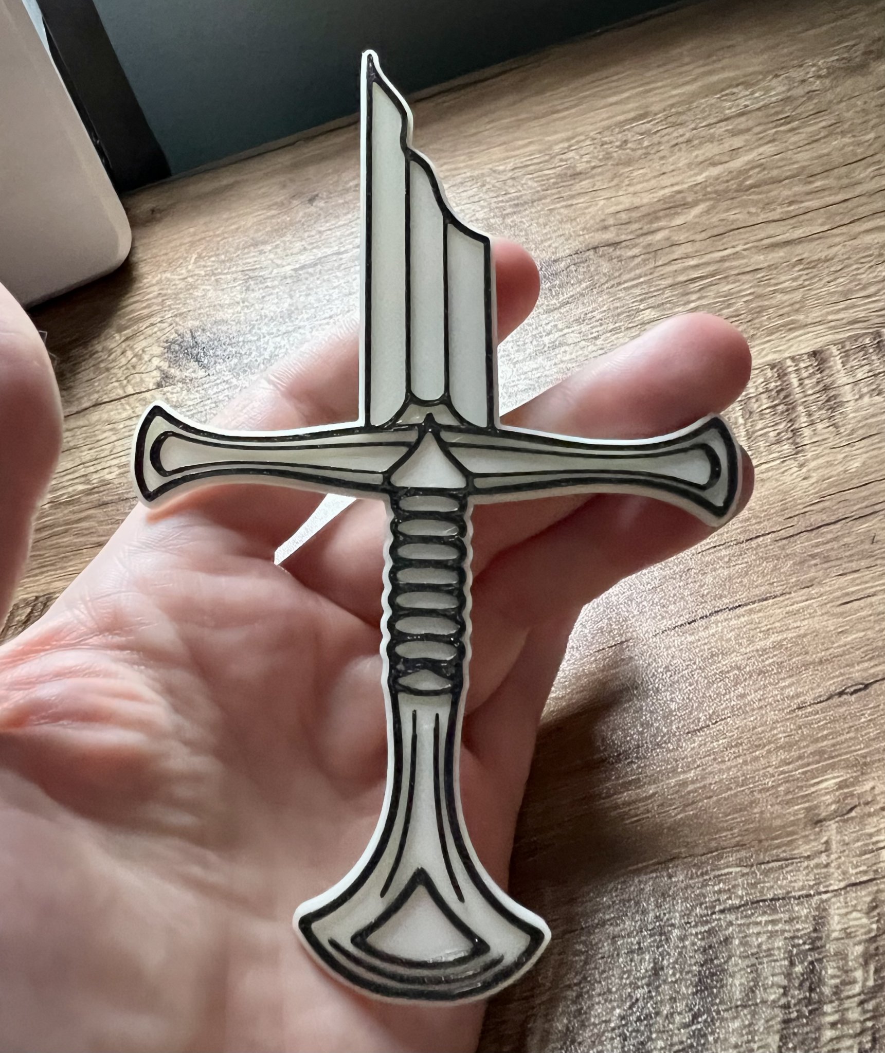 Nam châm Narsil / Anduril từ LoTR (8x3mm)