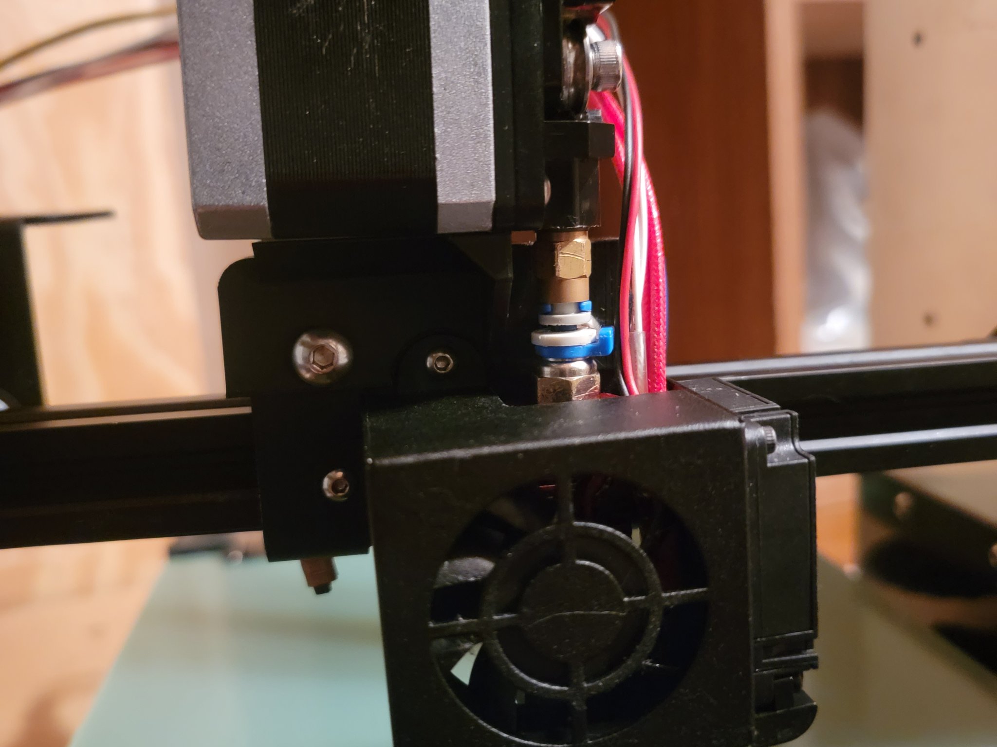 Bộ điều chỉnh dẫn động trực tiếp cho máy in Ender 3