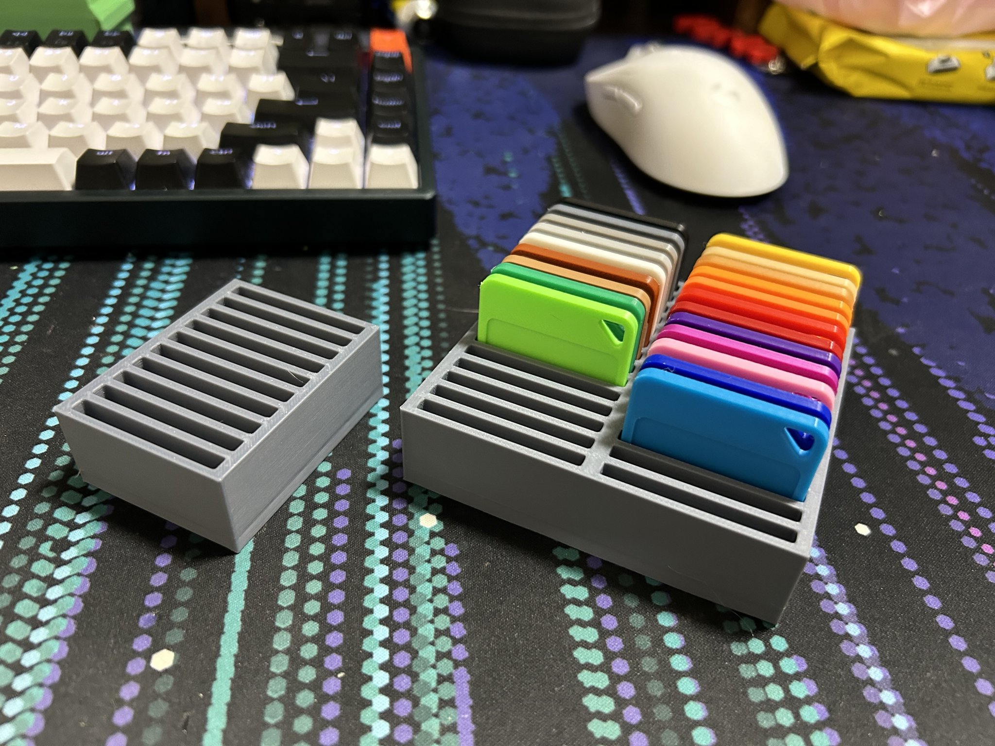 Hộp lưu trữ mẫu màu filament cho máy in 3D