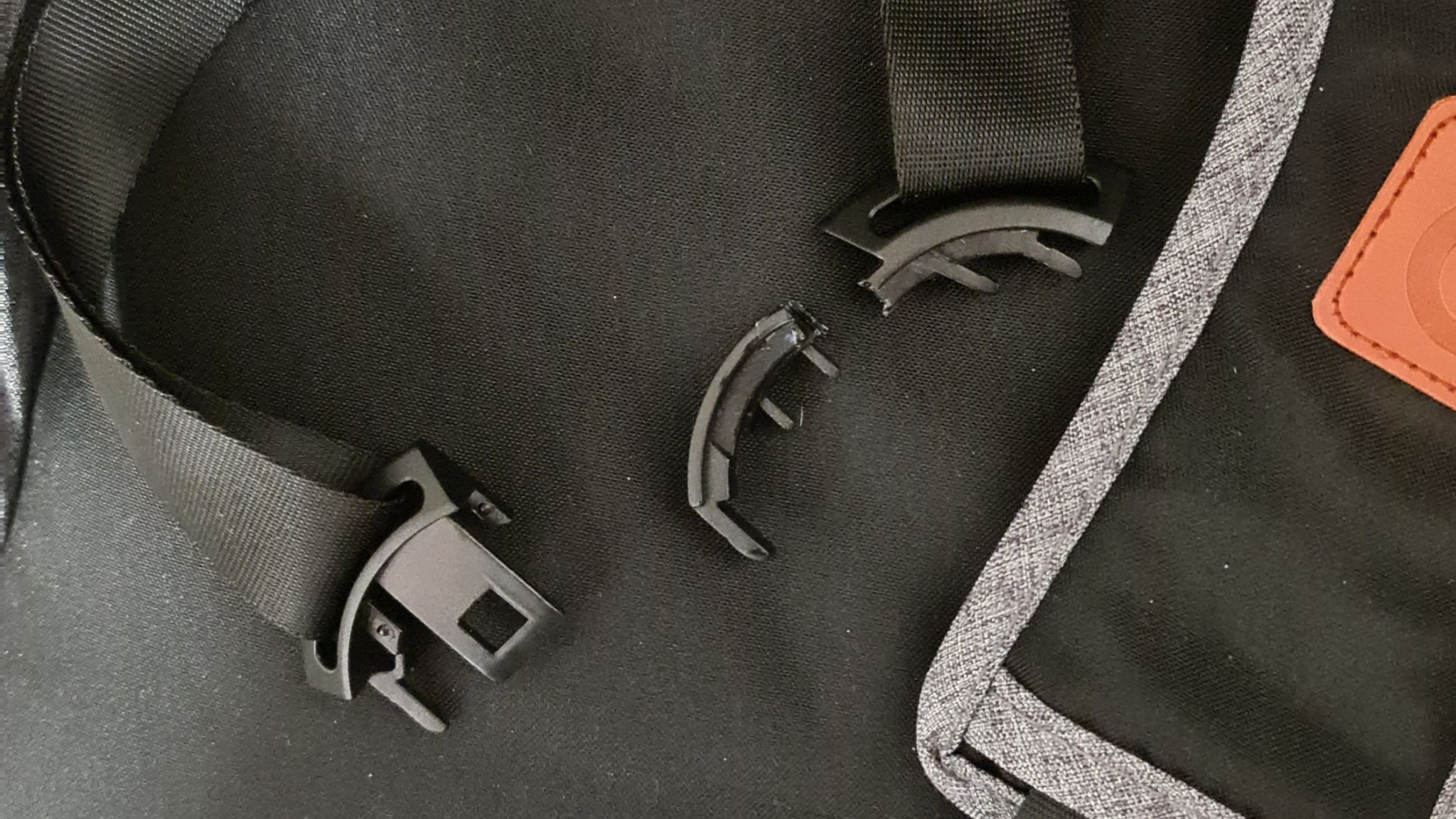 Khóa thay thế cho xe đẩy Momi Ofra Black