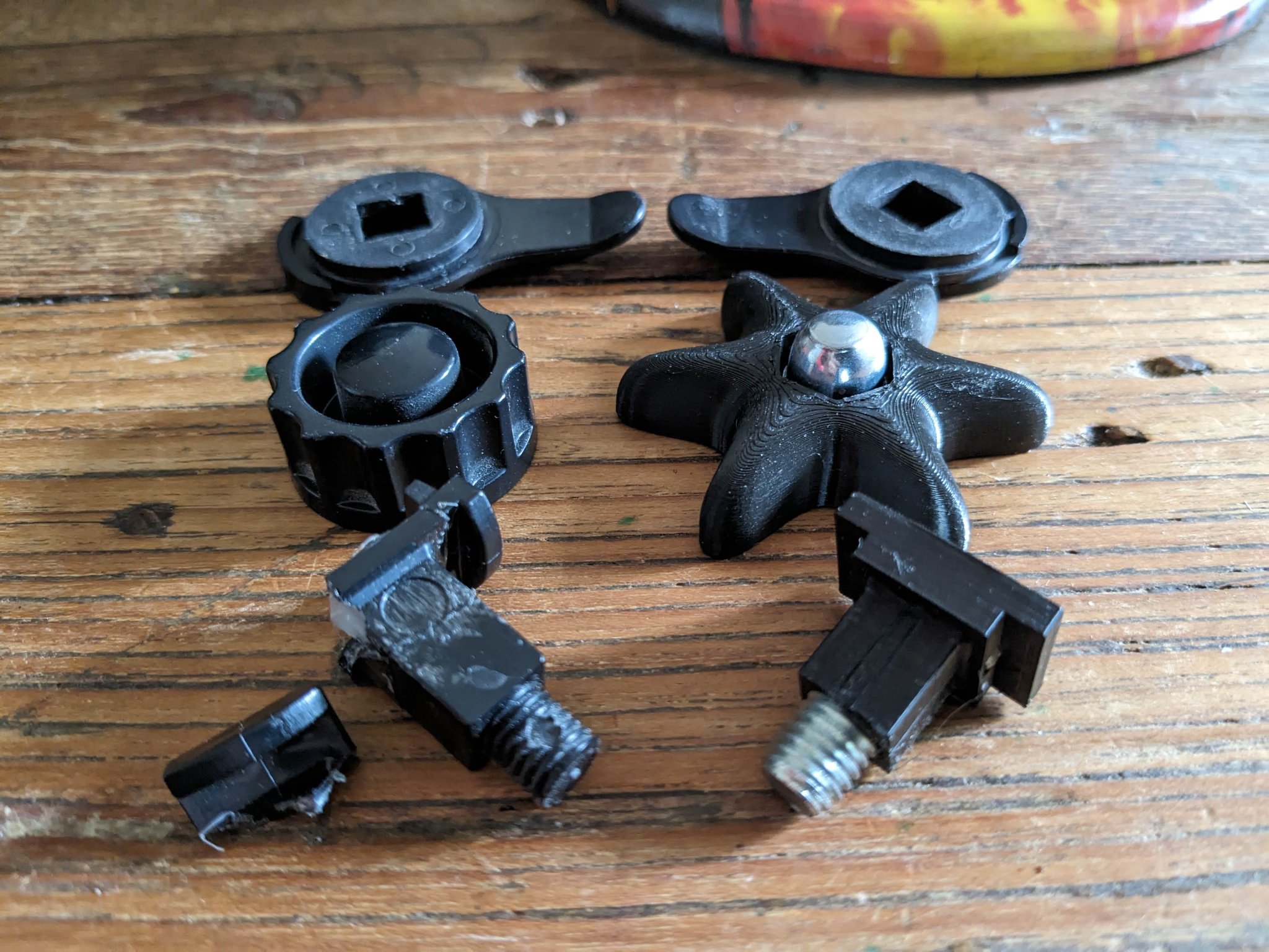 Sửa chữa bản lề ma sát cho mũ hàn