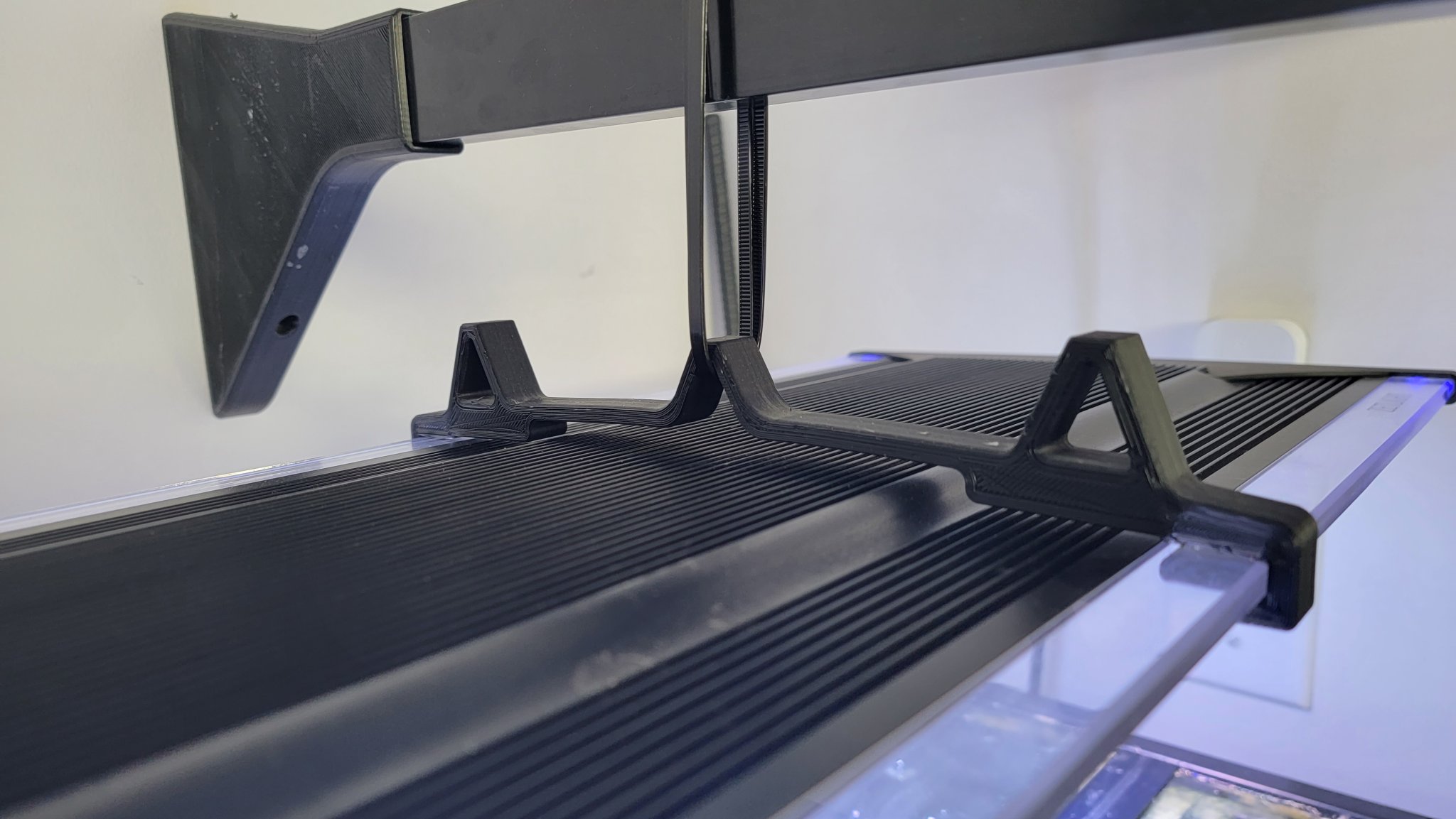 Giá đỡ treo Zetlight Qmaven 2 6800