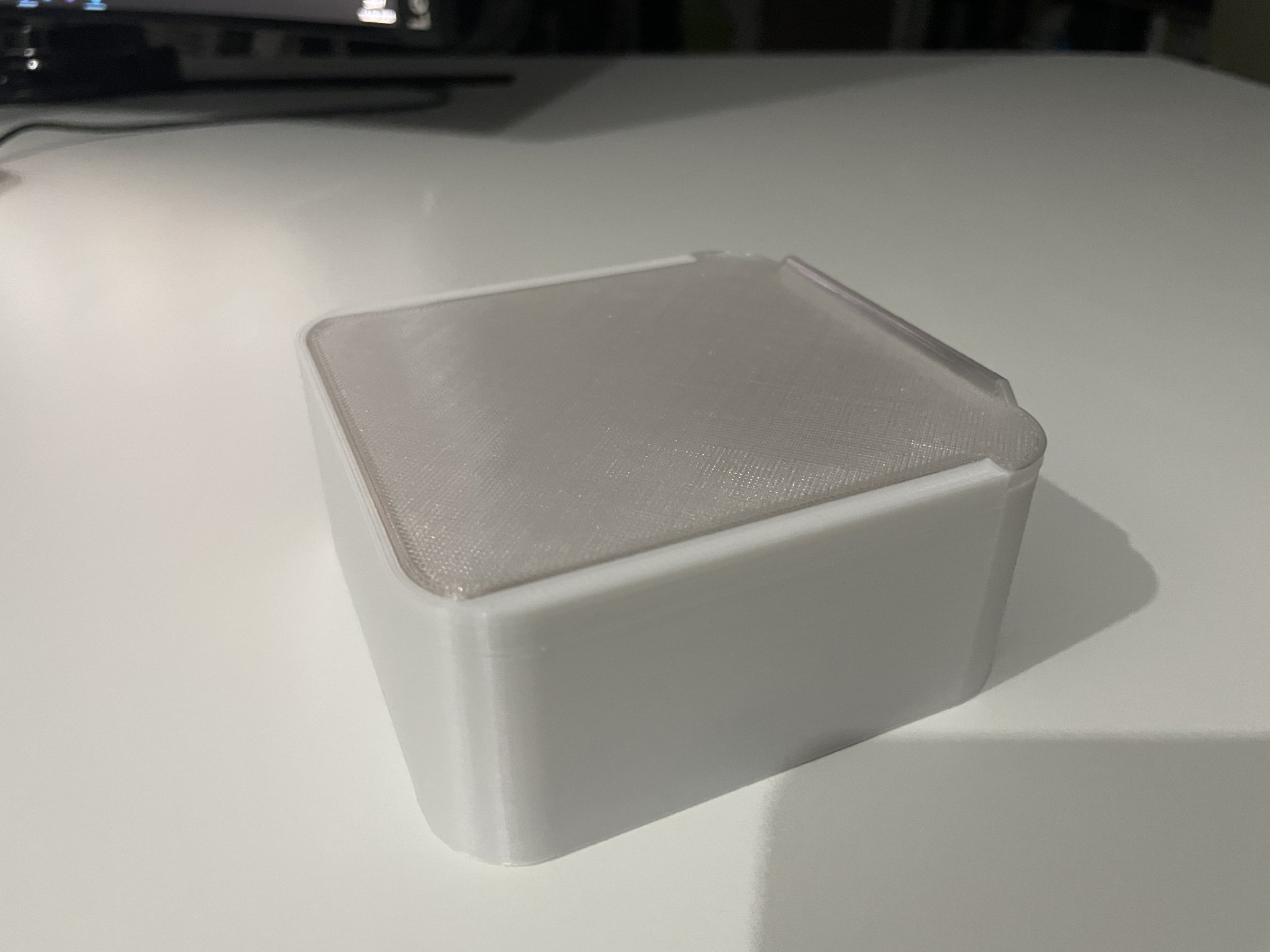 Hộp lưu trữ nhỏ với nắp trượt kích thước 10x10 cm