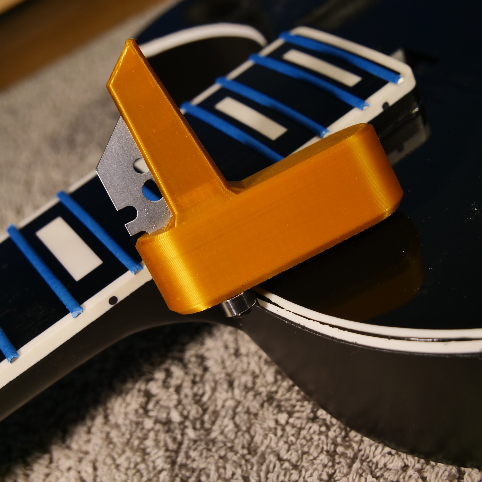 Công cụ cạo viền guitar cho cạnh bên