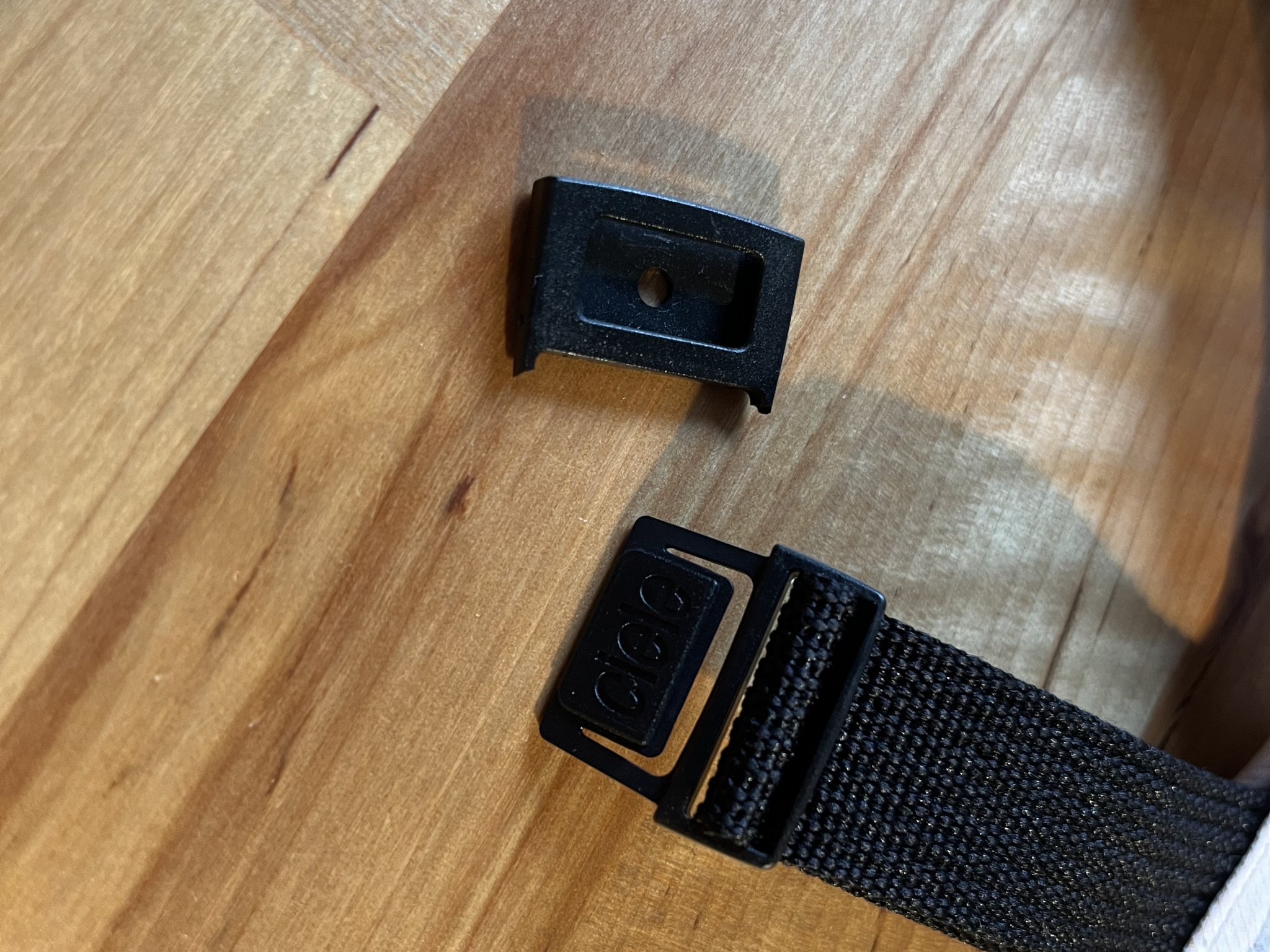 Kẹp thay thế cho mũ Ciele