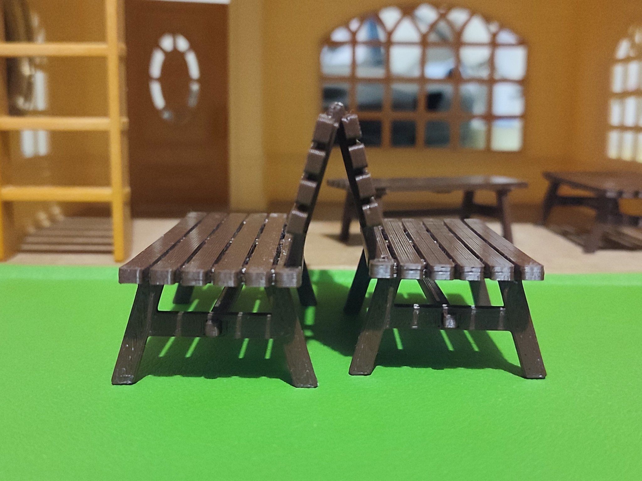 Ghế băng có tựa cho đồ chơi gia đình Sylvanian