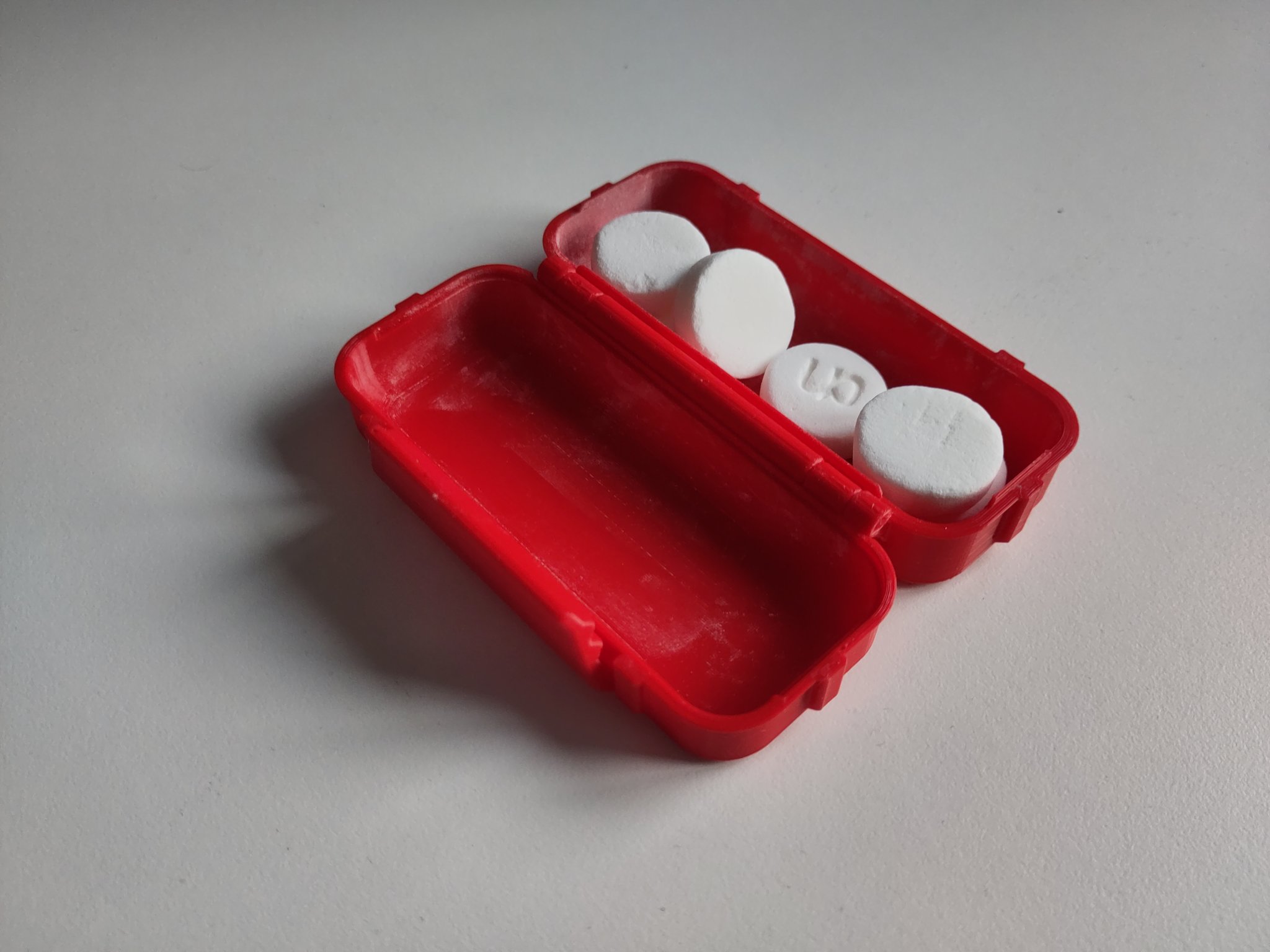 Hộp đa năng cải tiến cho viên ngậm