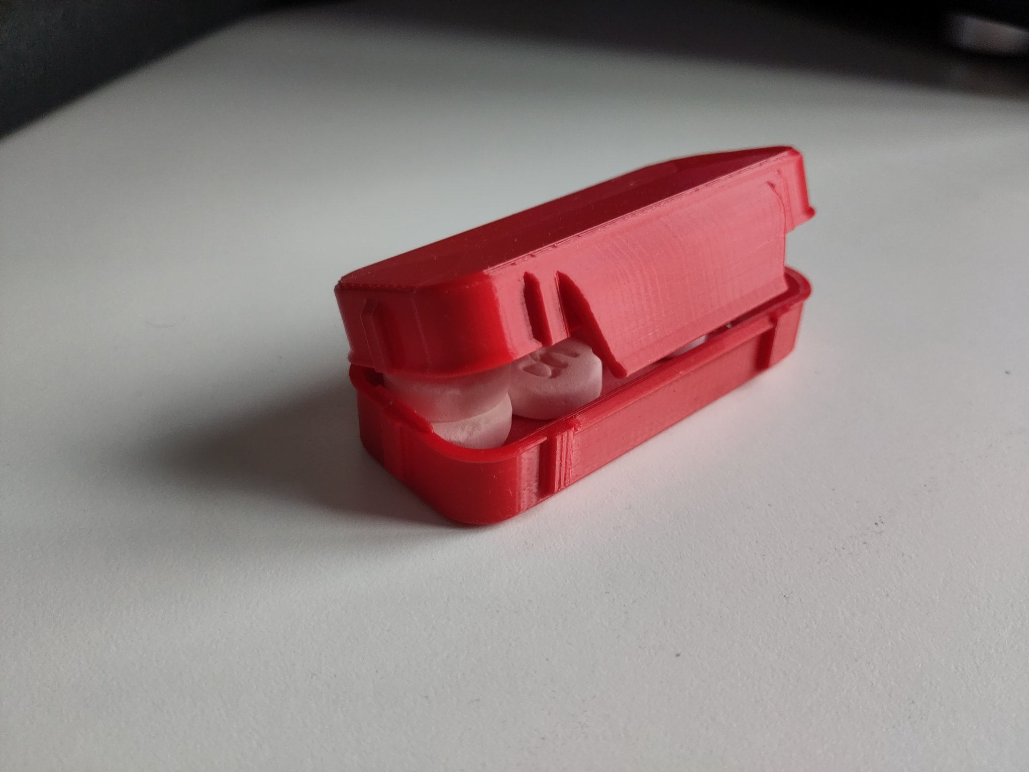 Hộp đa năng cải tiến cho viên ngậm