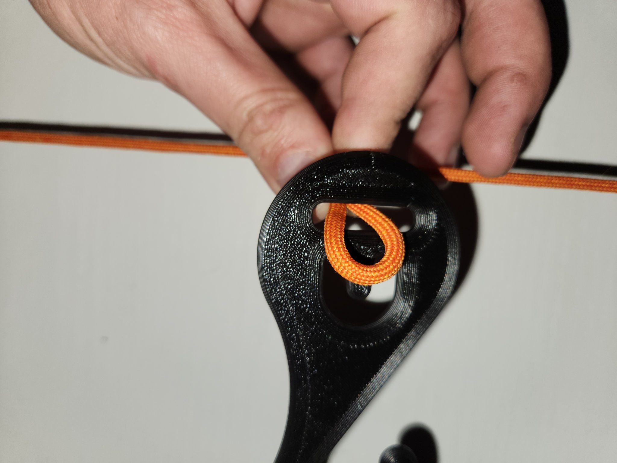 Móc treo phụ kiện paracord 550 cho cắm trại