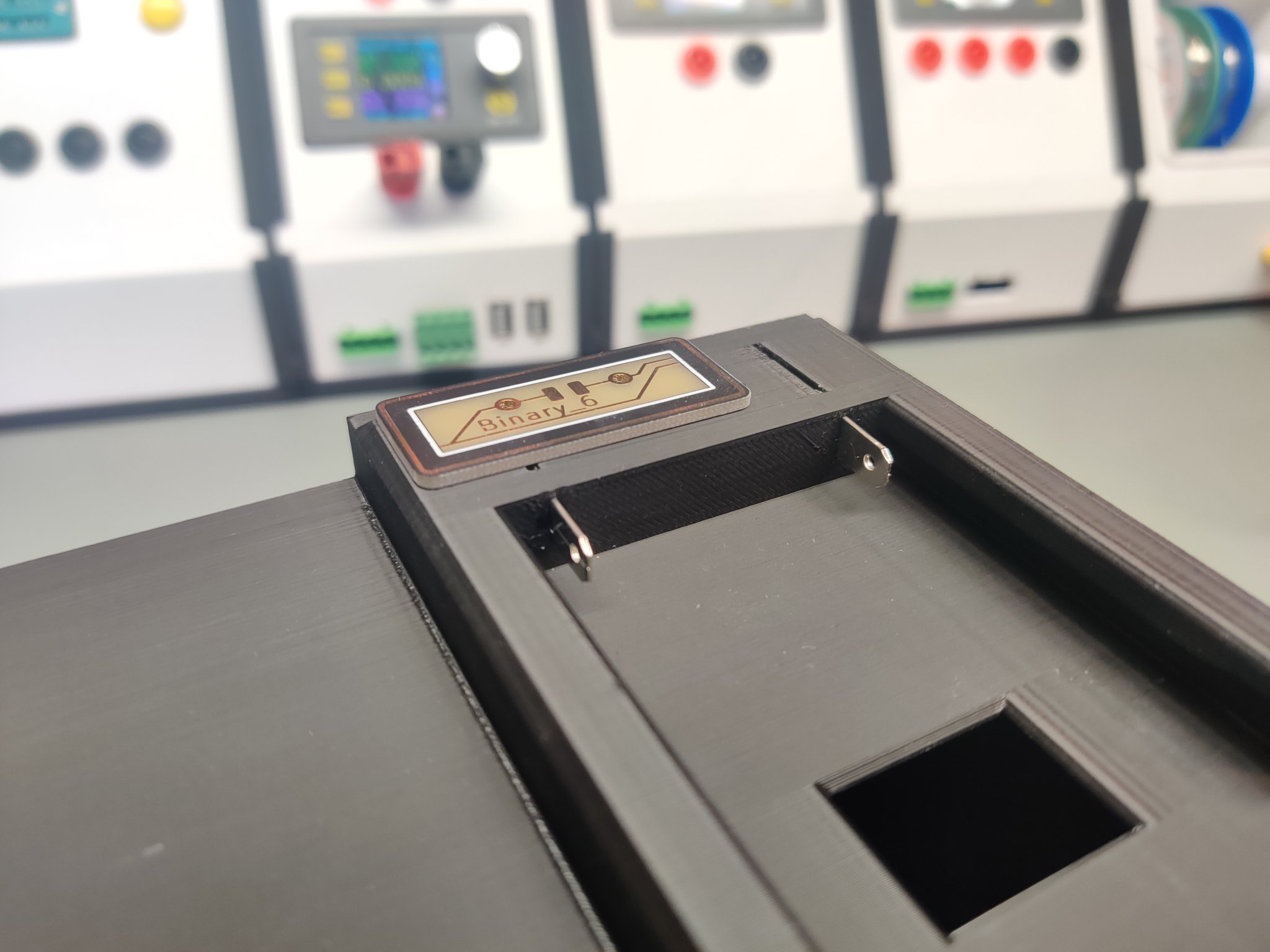 Cung cấp năng lượng từ pin Bosch 18 V cho EleLab_v2