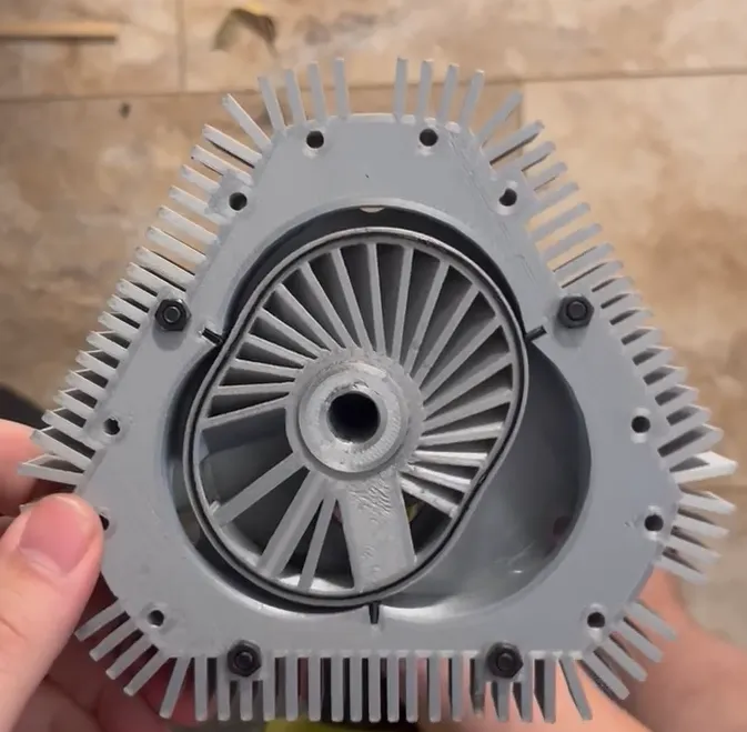 Động cơ X-Mini Piston Lỏng với Crank Quay