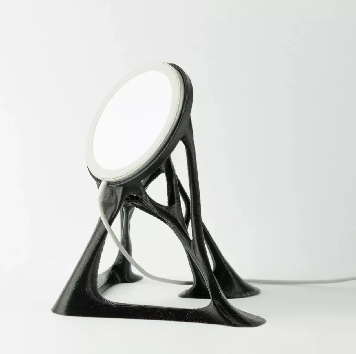 Giá đỡ Magsafe tối ưu hóa hình thái cho iPhone