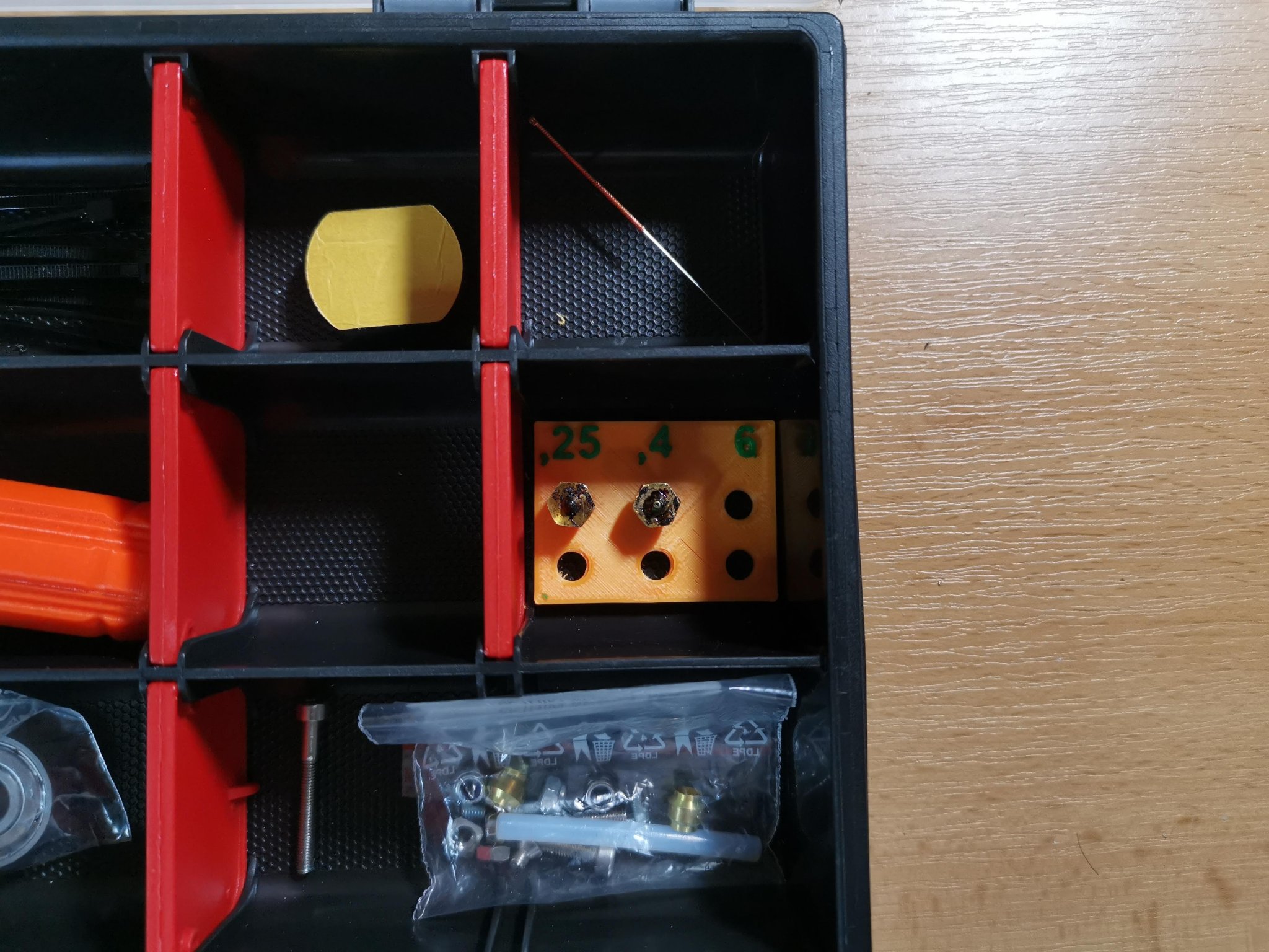 Tổ chức trysky cho vòi phun E3D V6 với ren M6