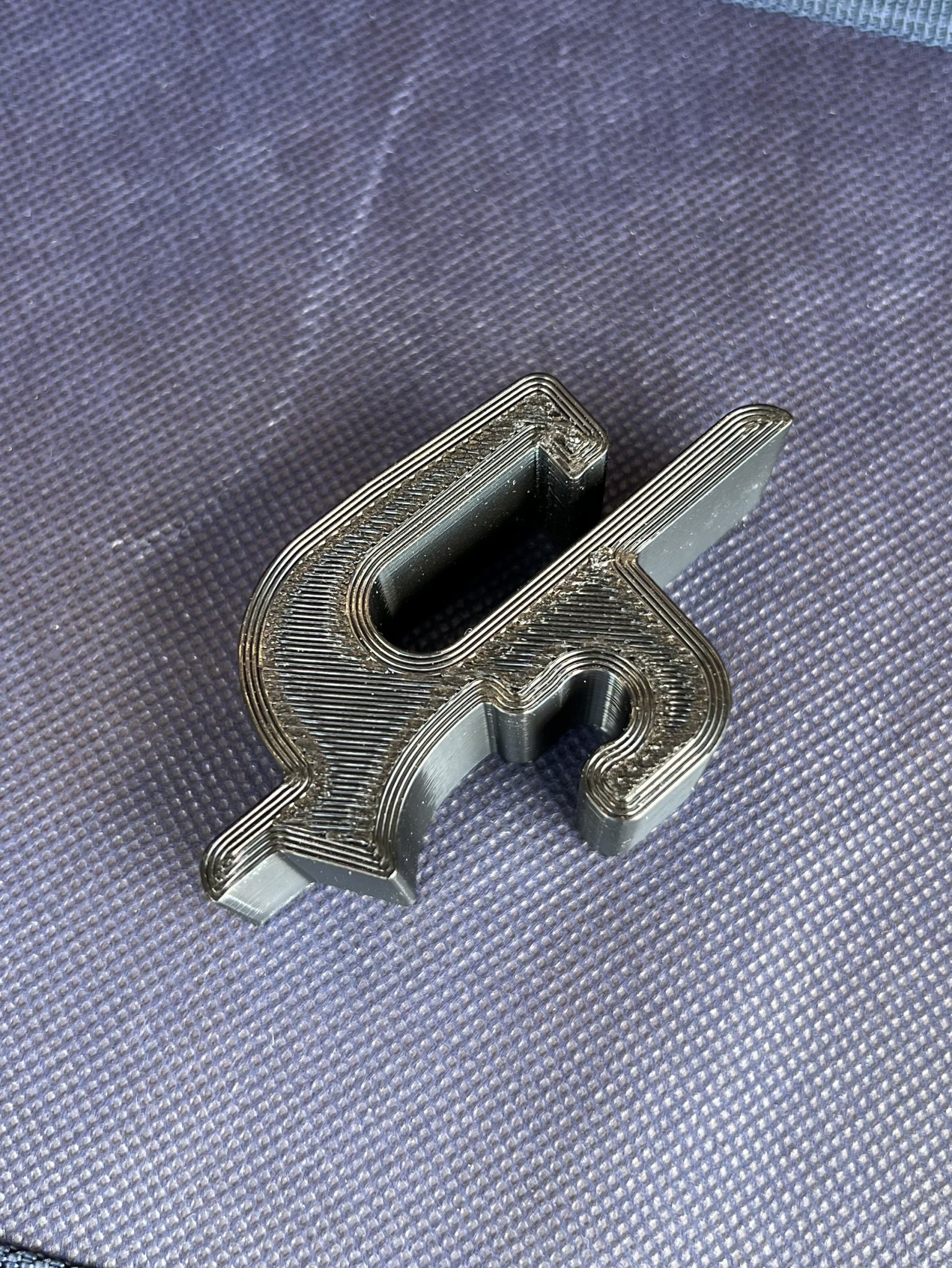 Móc Isofix cho túi mua sắm trong cốp xe