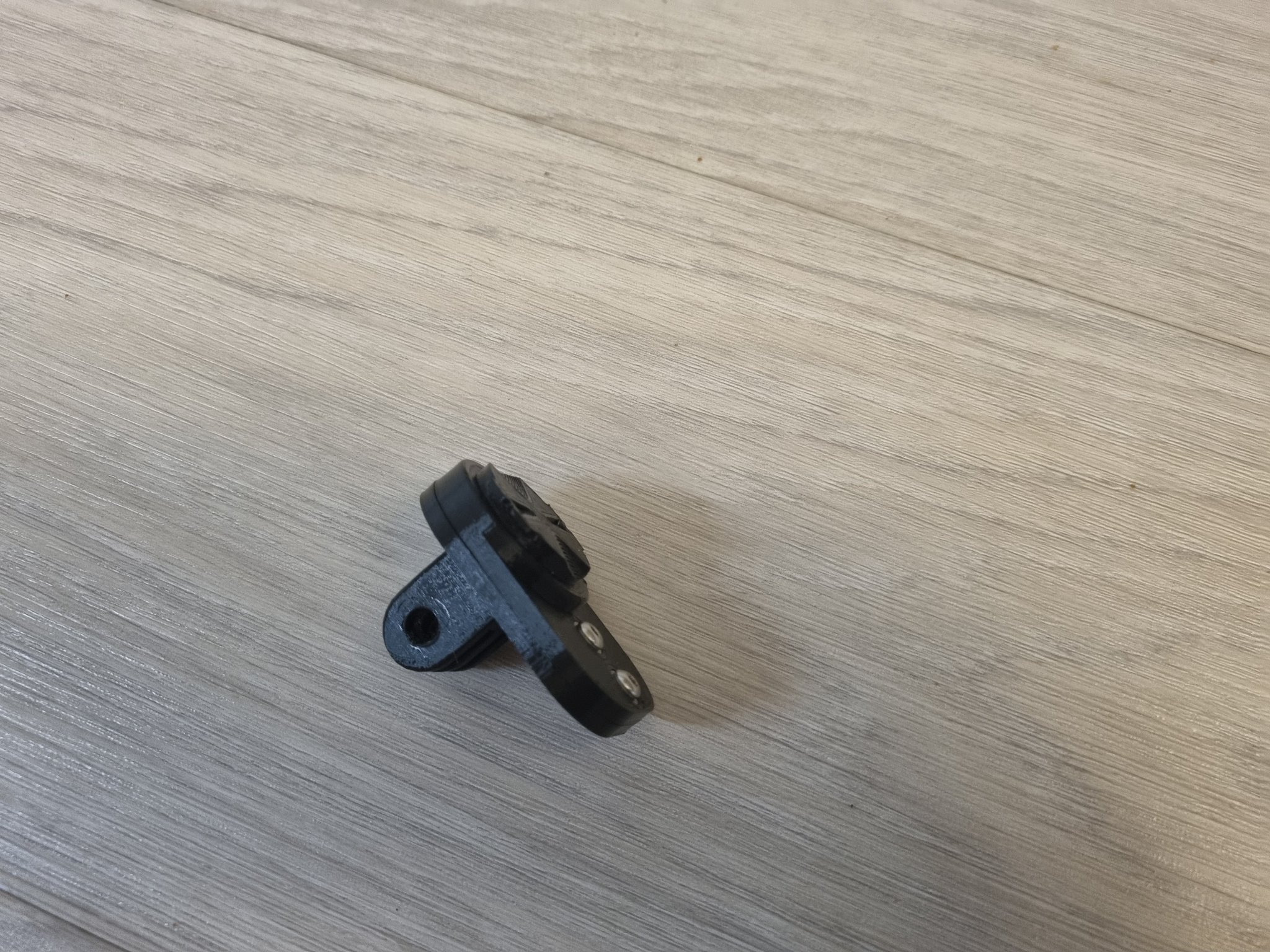 Bộ chuyển đổi GoPro nữ với chân đế 1cm-uni-mount