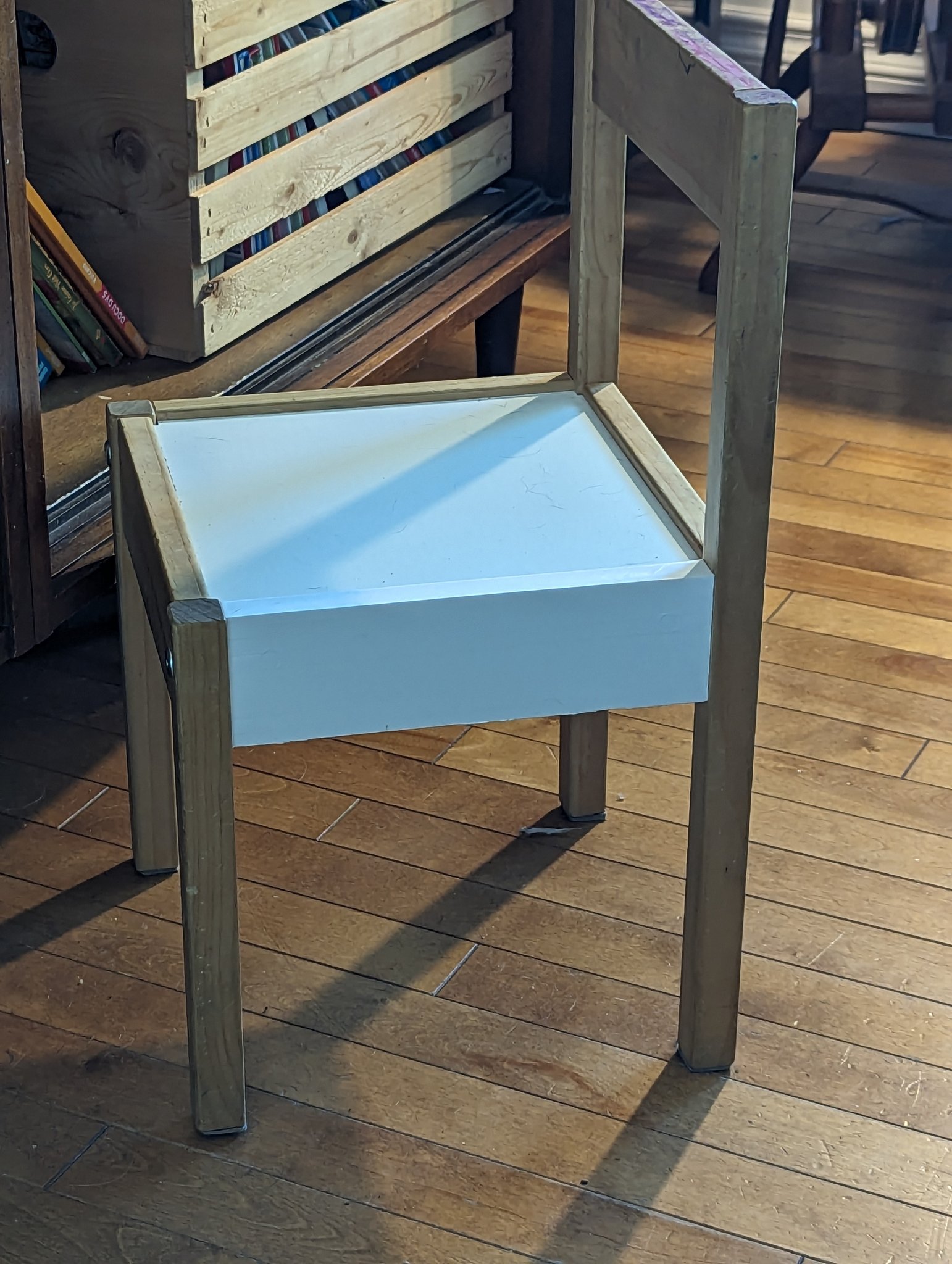 Gọng ghế Ikea LÄTT thay thế cho ghế Lätt