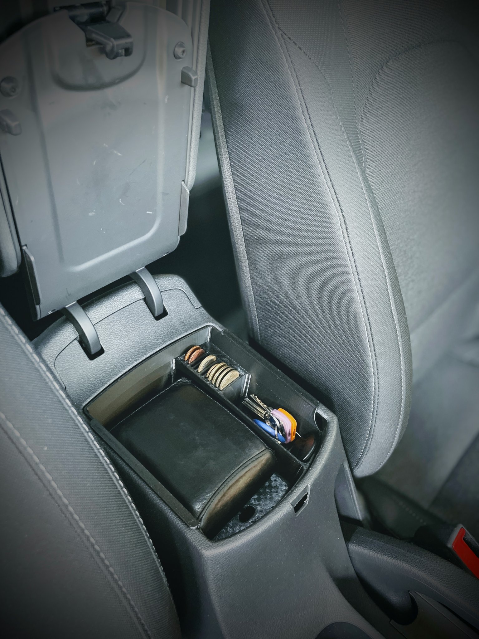 Hộp chứa đồ để tay cho xe Hyundai i30 V2