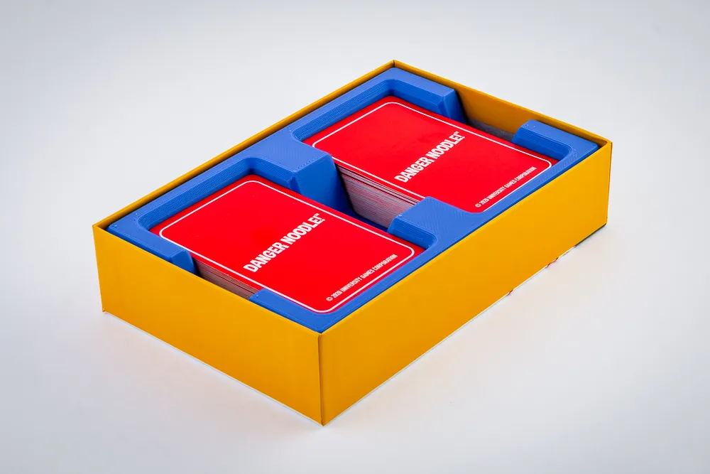 Giá đỡ thẻ bài cho hộp trò chơi Danger Noodle