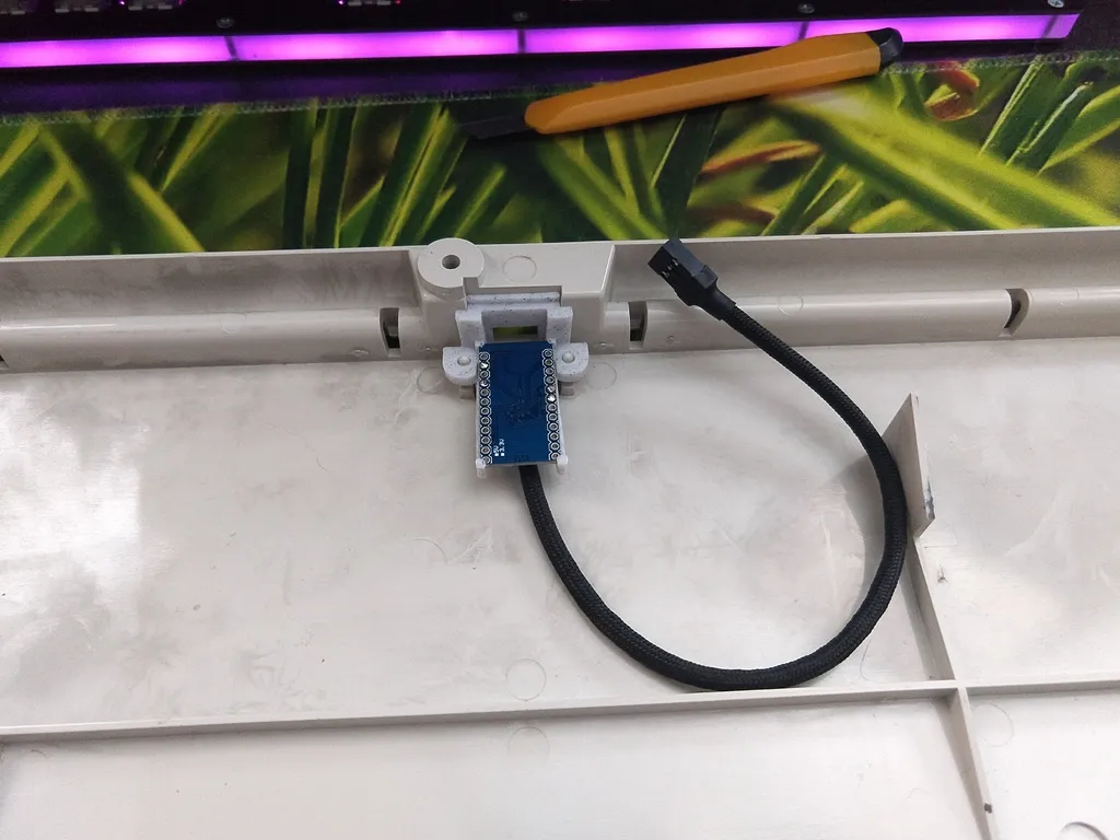 Bộ tổ chức cáp Model M cho Pro Micro - Đã điều chỉnh