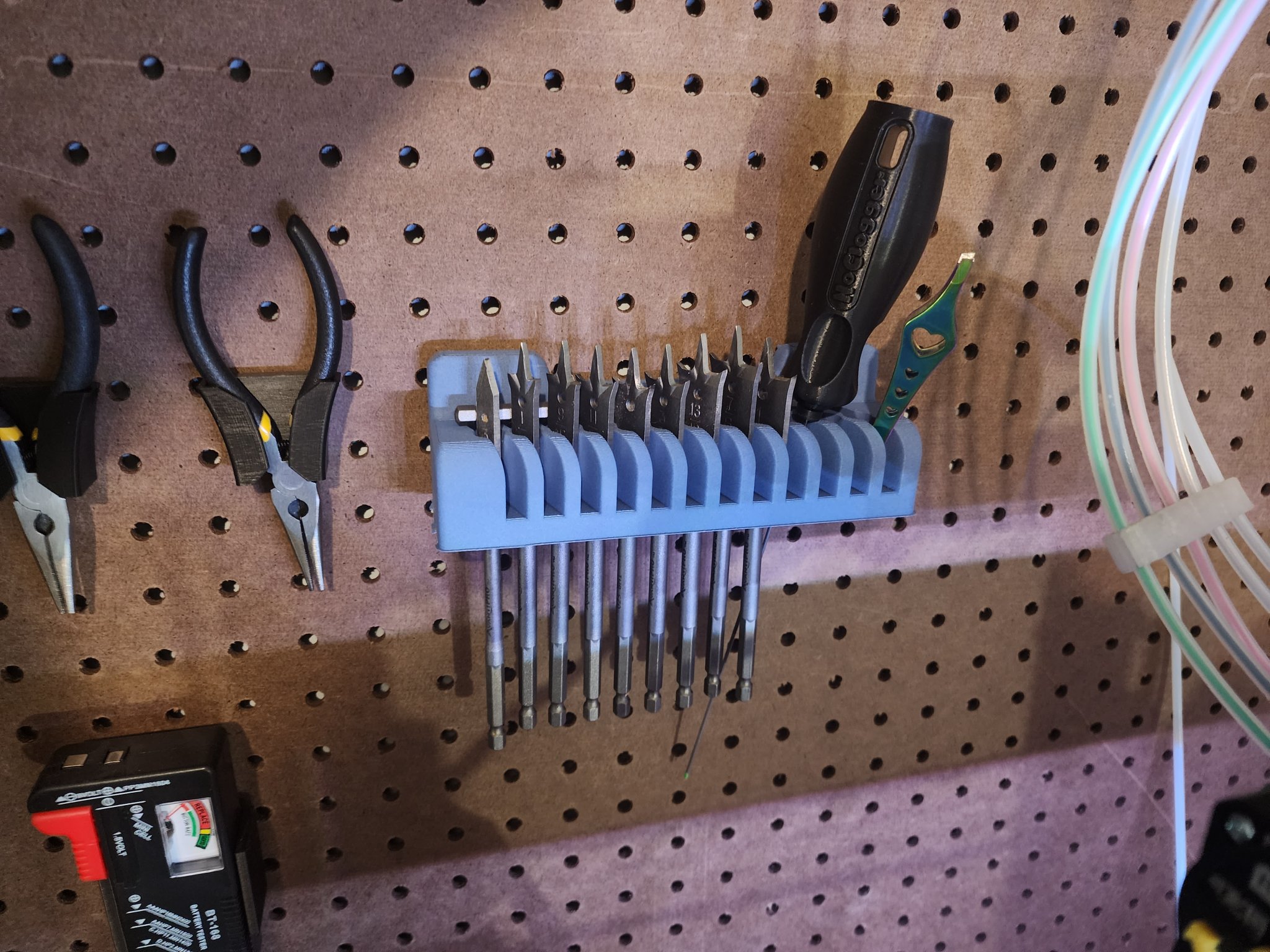 Giá đỡ mũi khoan MegaMount cho bảng treo dụng cụ