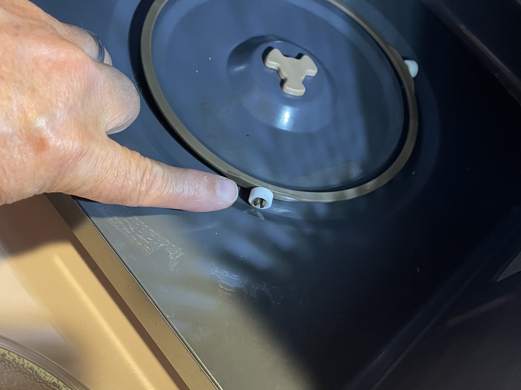 Thay thế bánh xe quay vi sóng bằng PLA