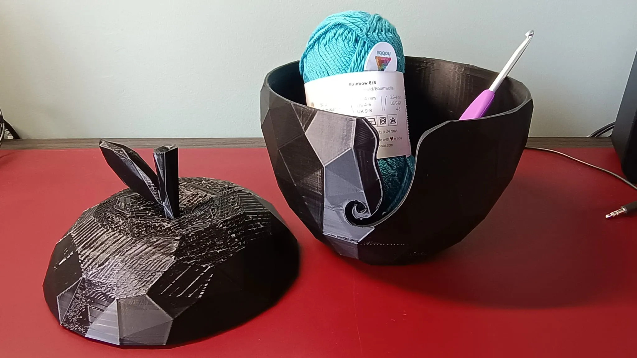 Bát len hình táo phong cách Low Poly