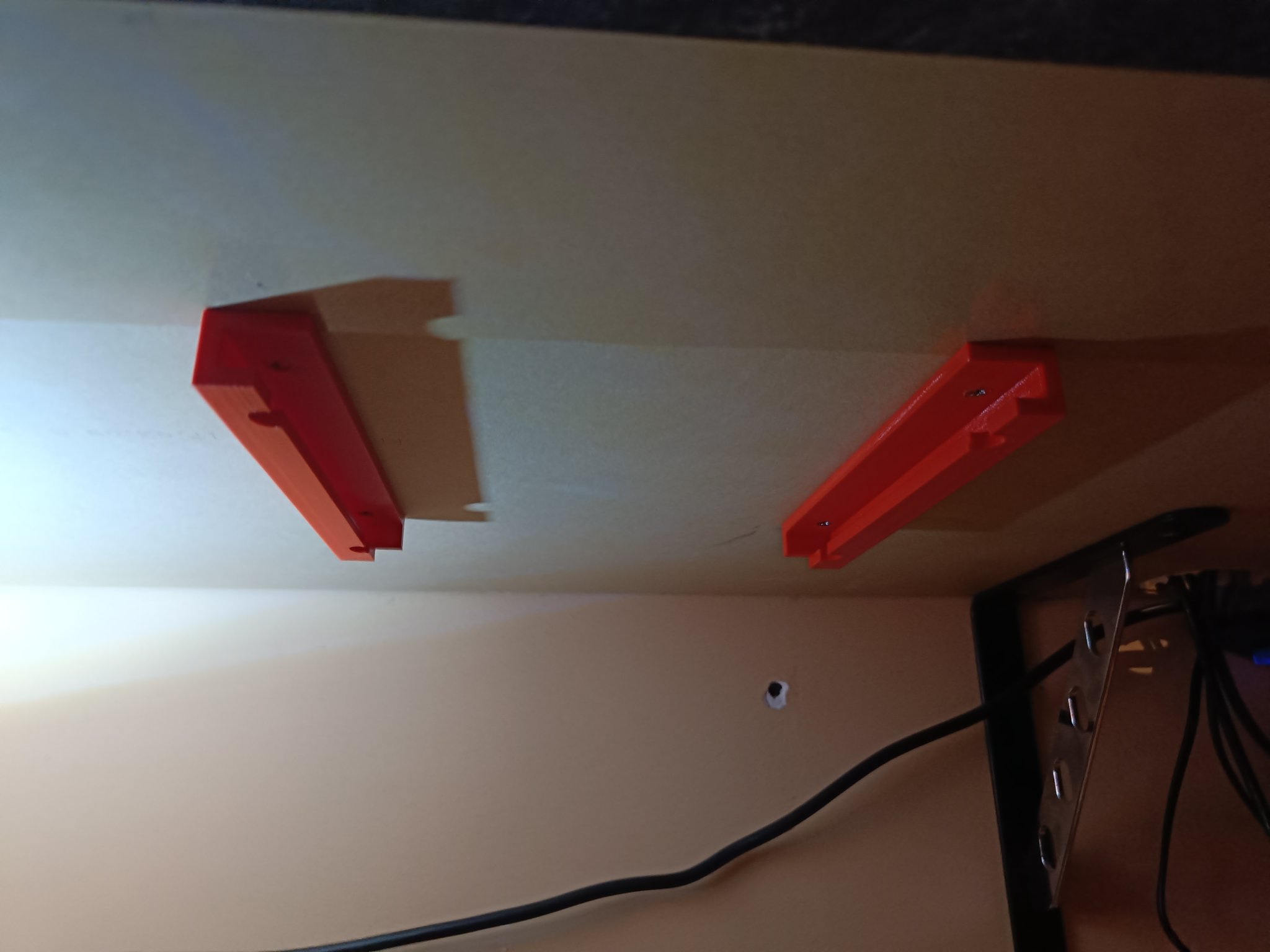 Giá đỡ cân nhà bếp Soehnle Page Profi gắn dưới bàn